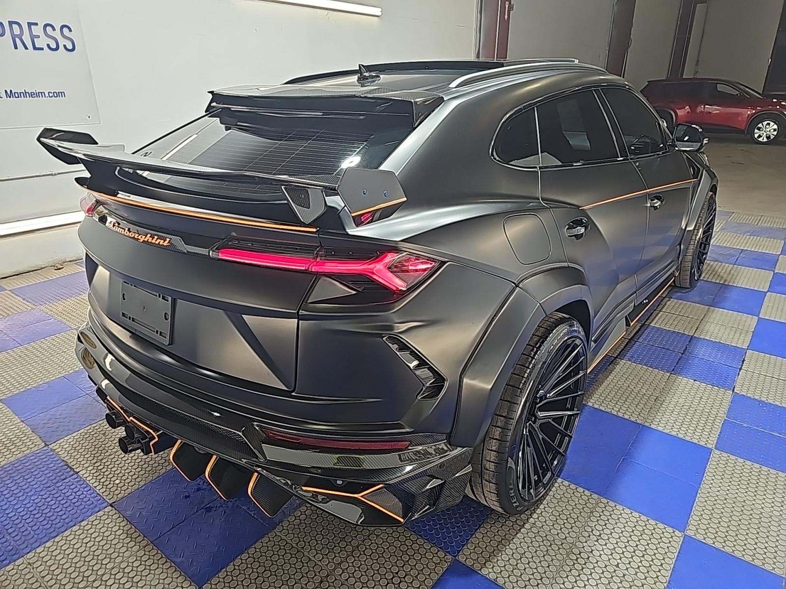 2020 Lamborghini Urus Base AWD