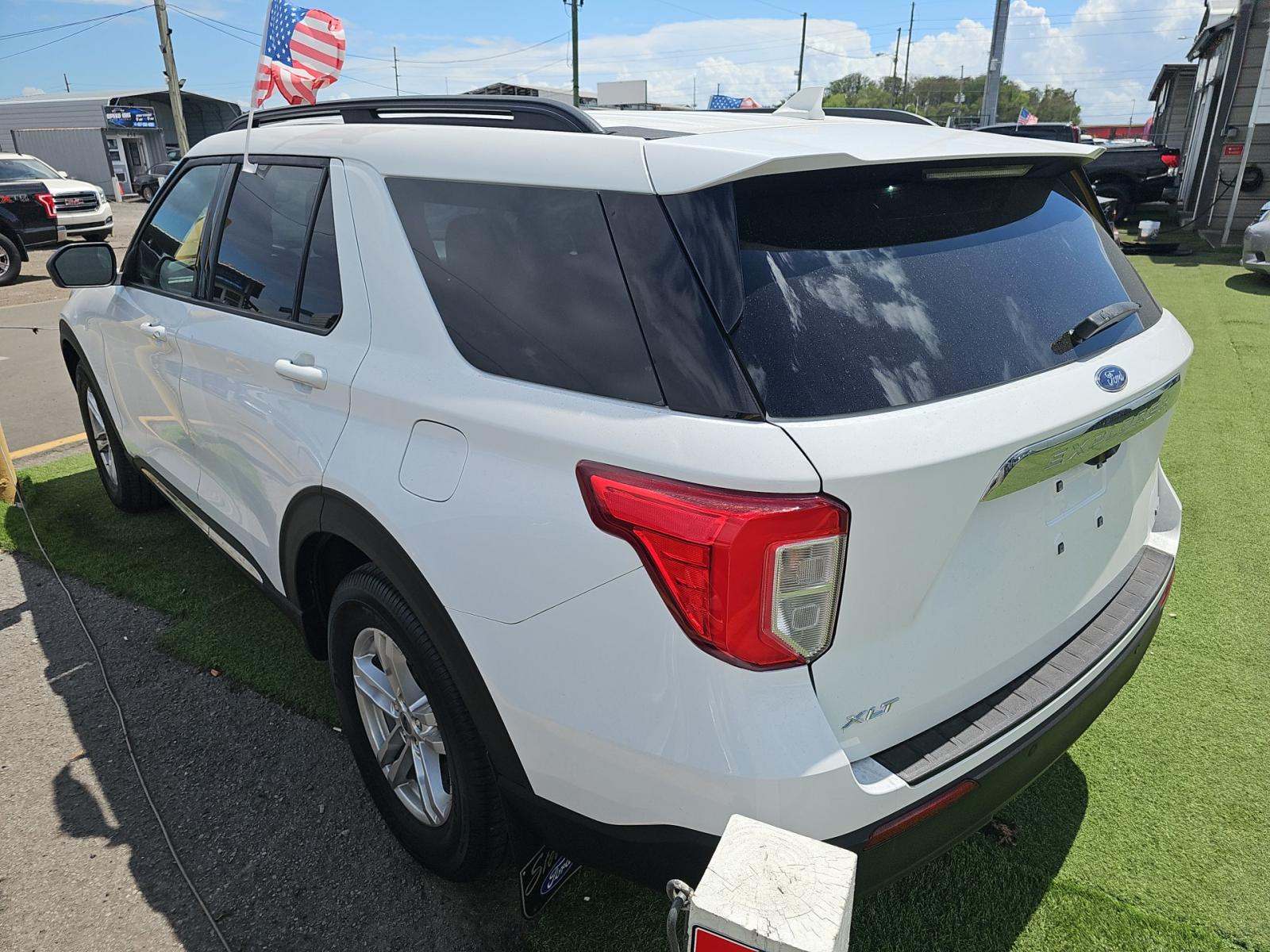 FORD EXPLORER - 2