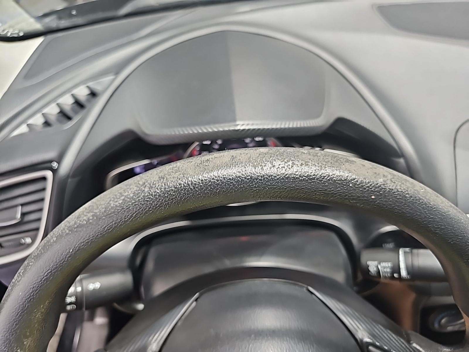 2015 MAZDA MAZDA3 i Sport FWD