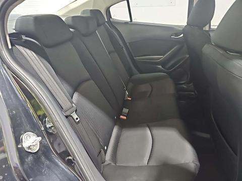 2015 MAZDA MAZDA3 i Sport FWD