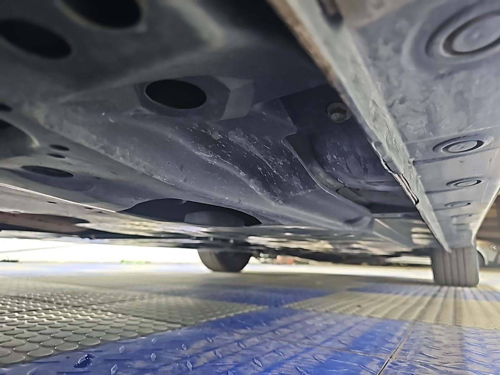 2015 MAZDA MAZDA3 i Sport FWD