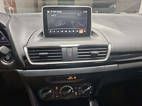 2015 MAZDA MAZDA3 i Sport FWD