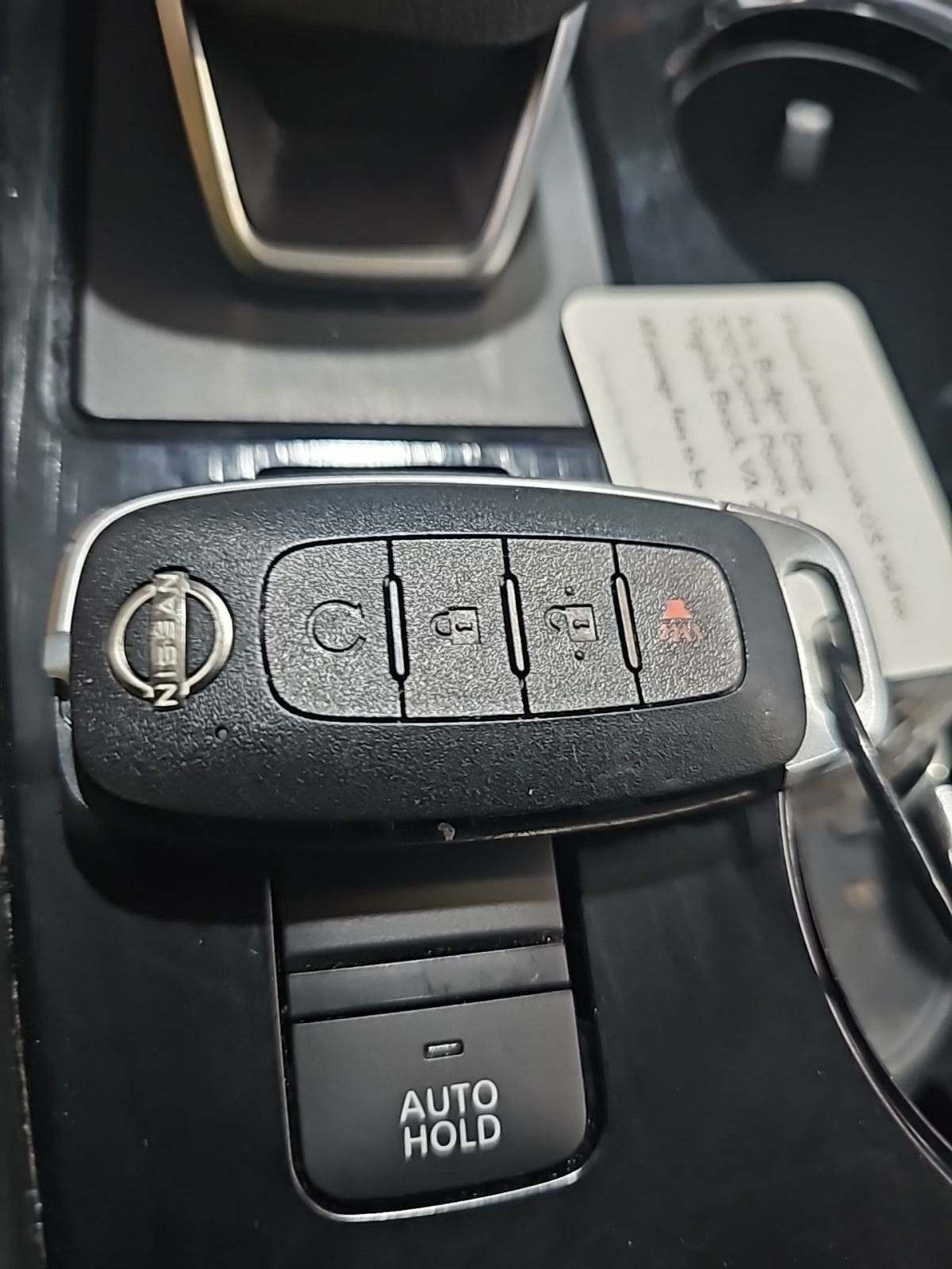 2023 Nissan Rogue SV FWD