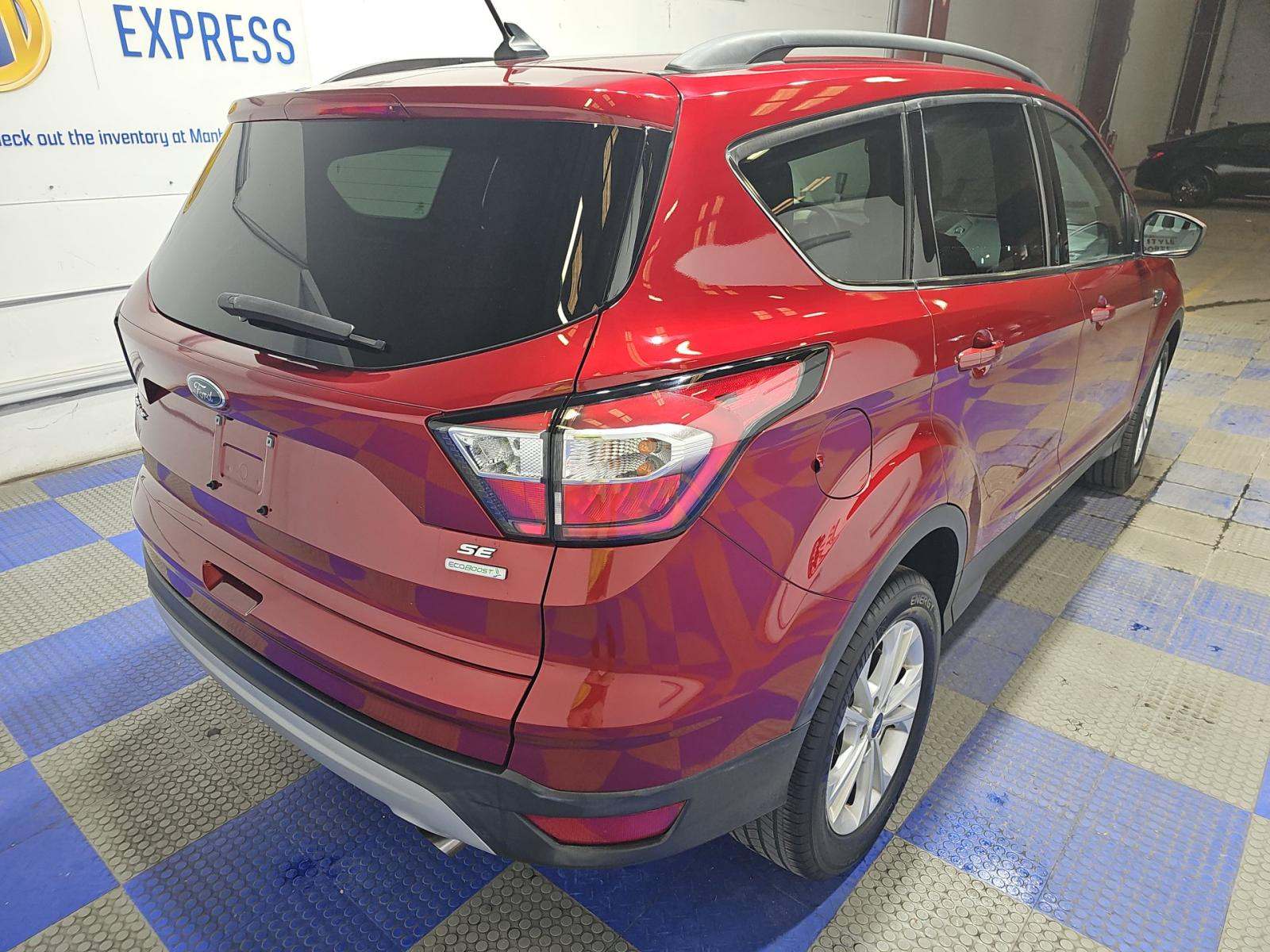 FORD ESCAPE - 3