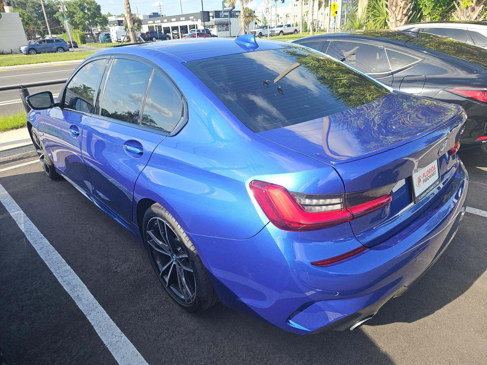 2022 BMW 3 Series 330e RWD