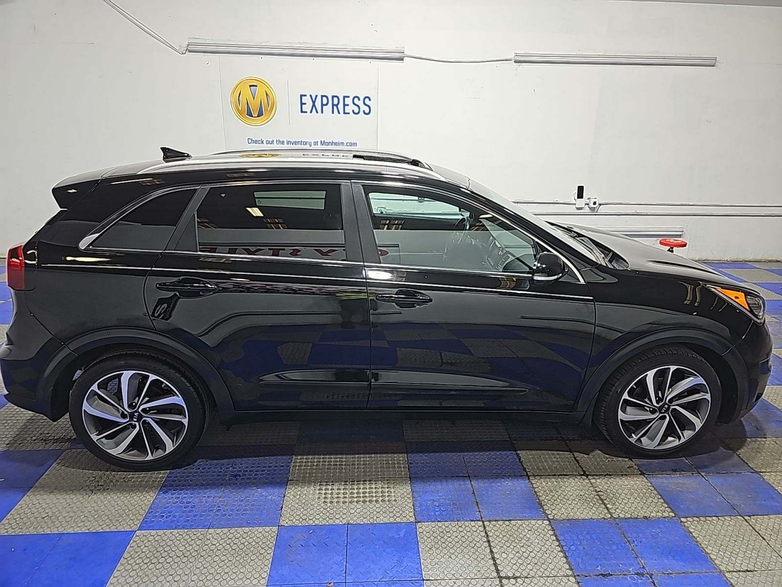 2017 Kia Niro Touring FWD