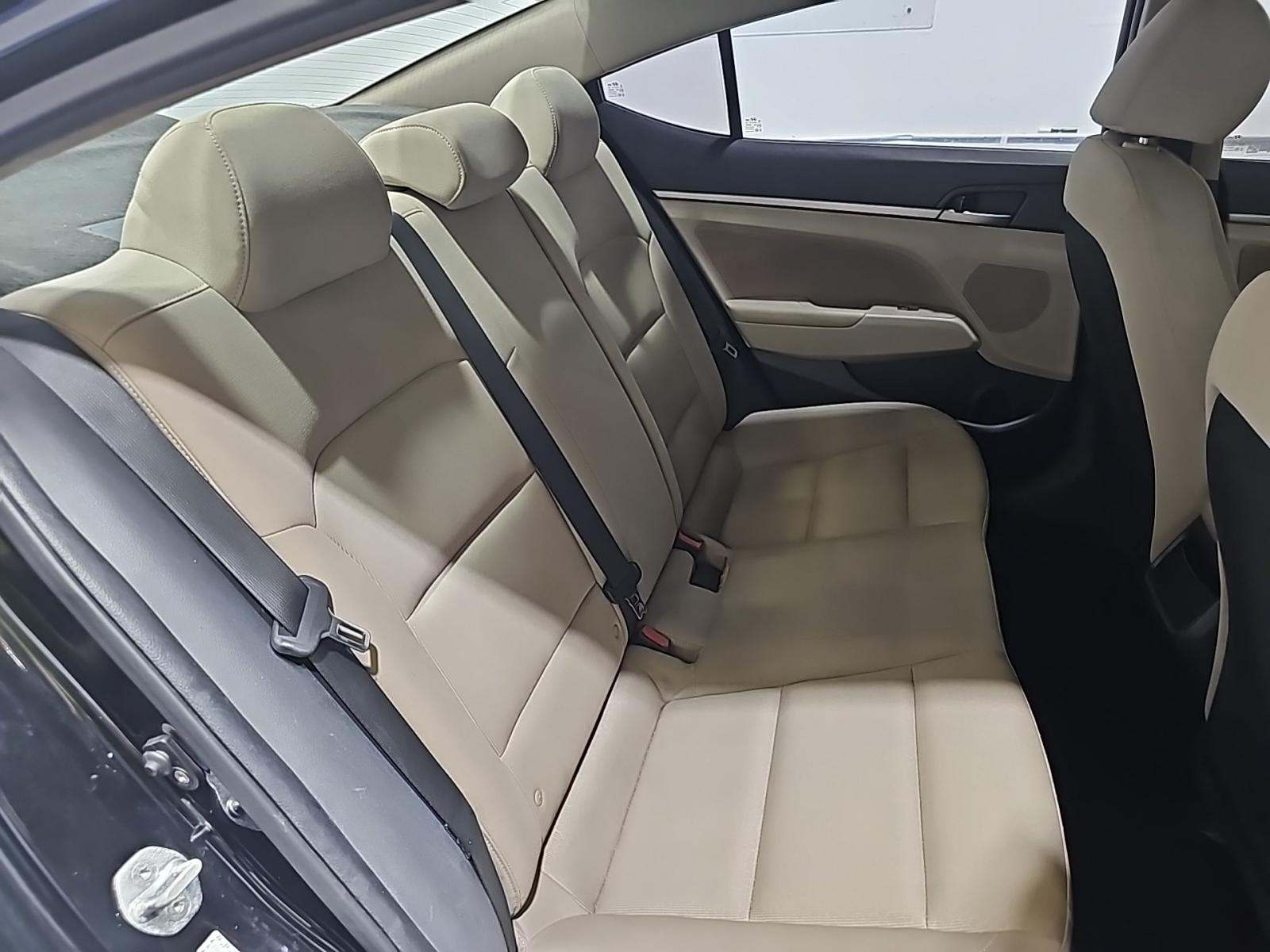 2018 Hyundai Elantra SEL FWD