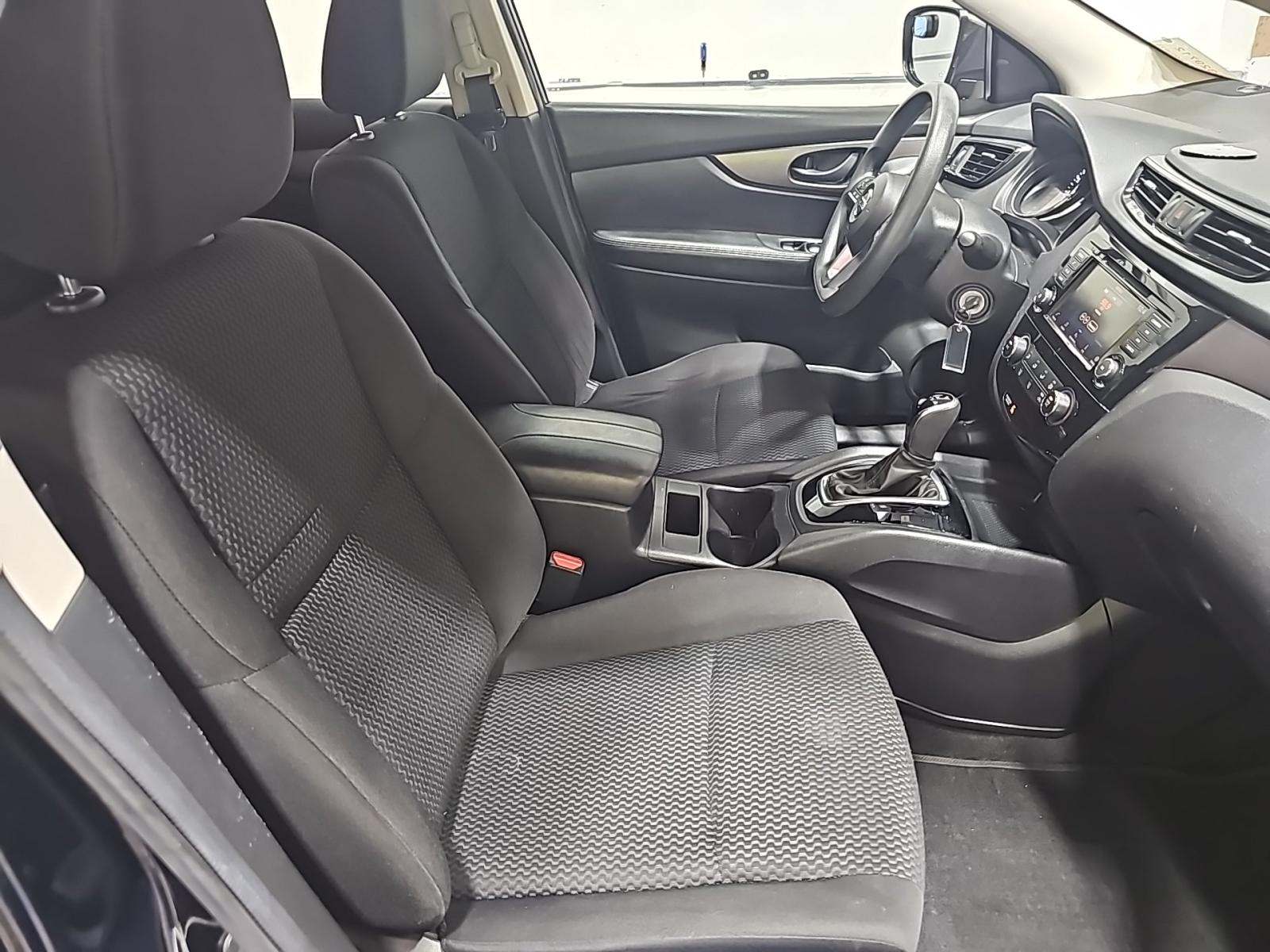 2020 Nissan Rogue Sport S FWD