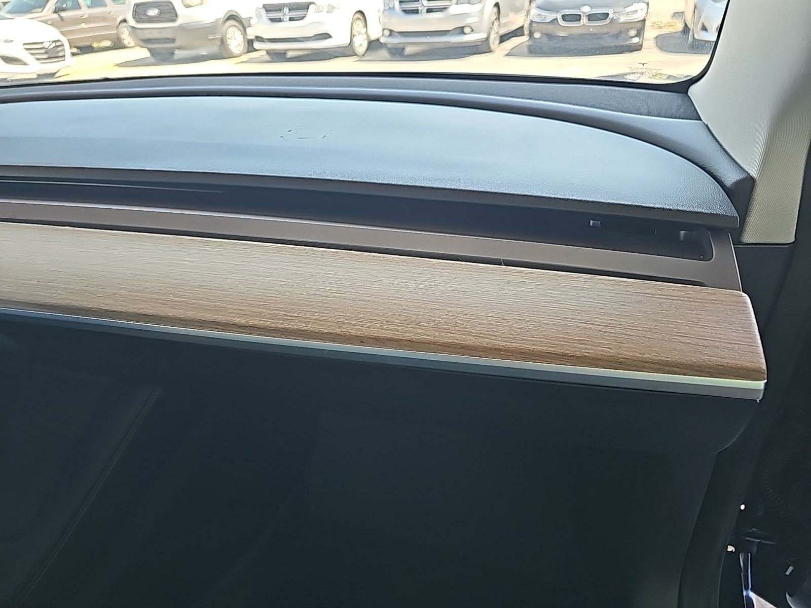 2022 Tesla Model 3 Standard Range RWD