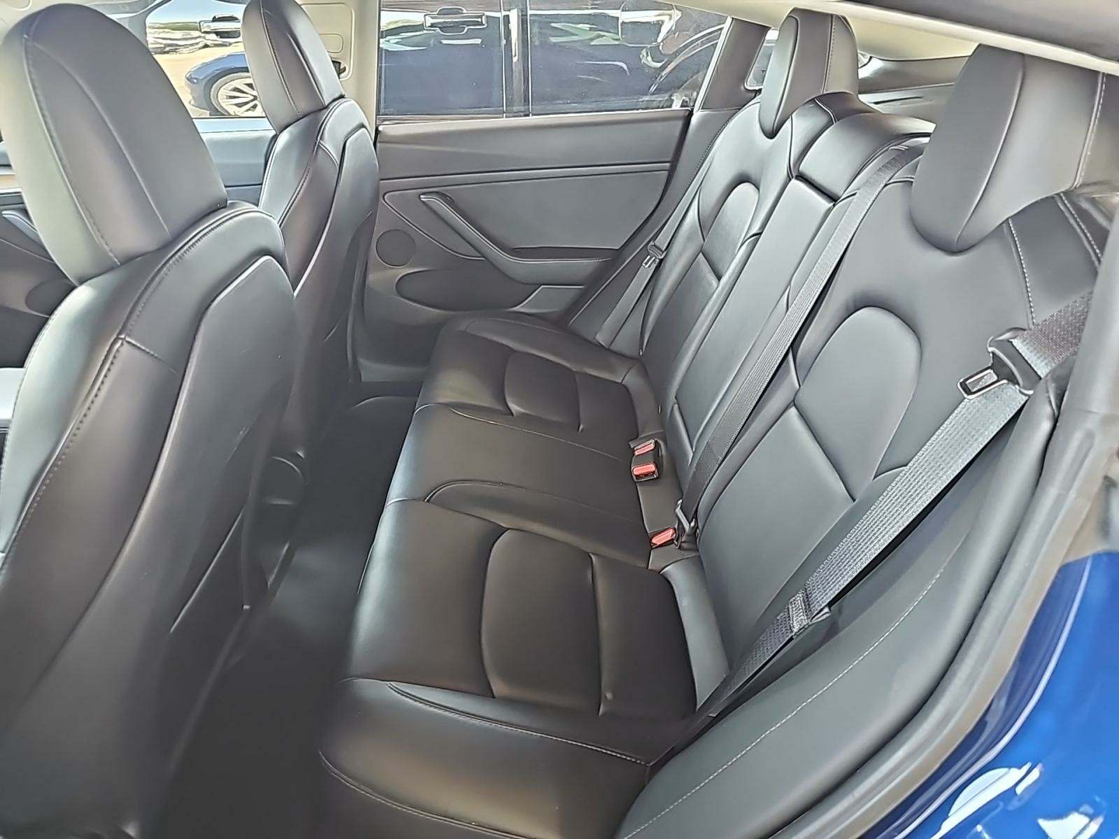 2022 Tesla Model 3 Standard Range RWD