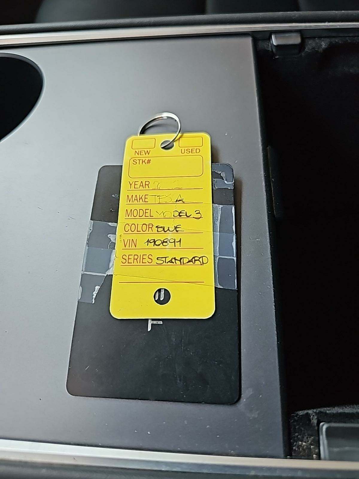 2022 Tesla Model 3 Standard Range RWD