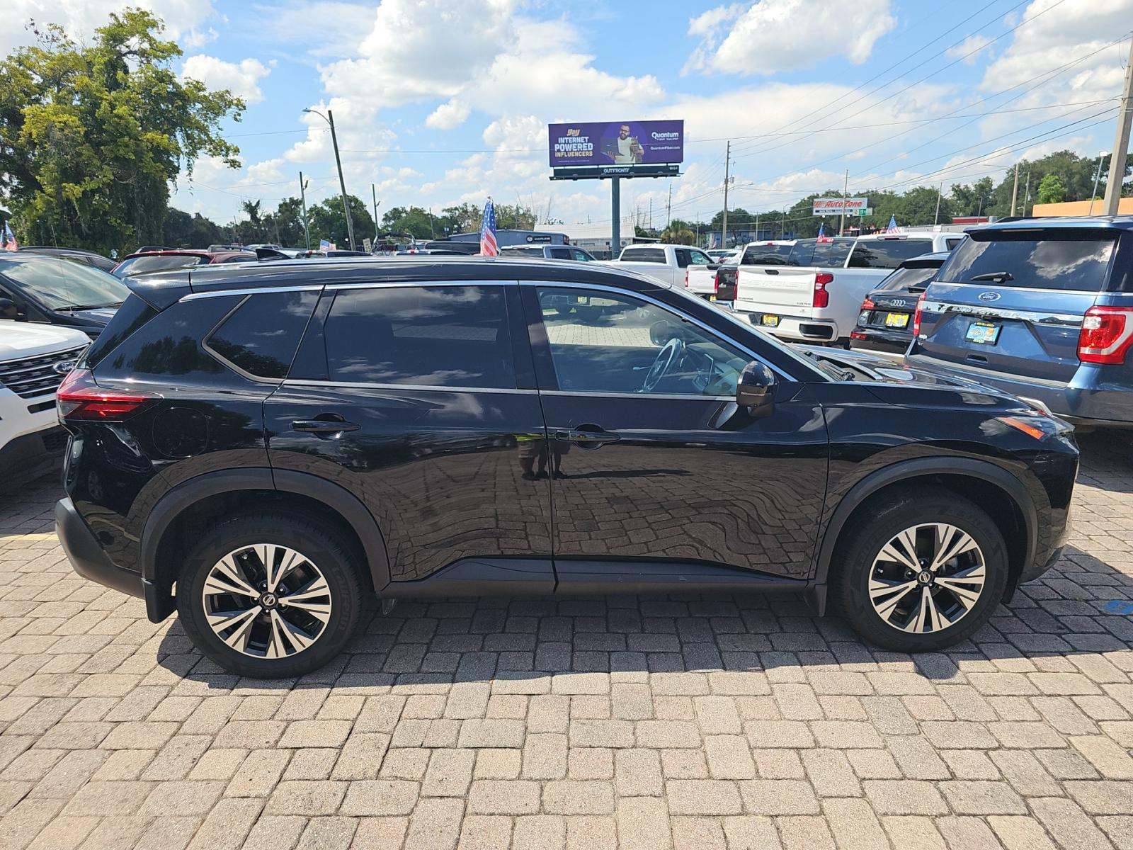 2021 Nissan Rogue SV AWD
