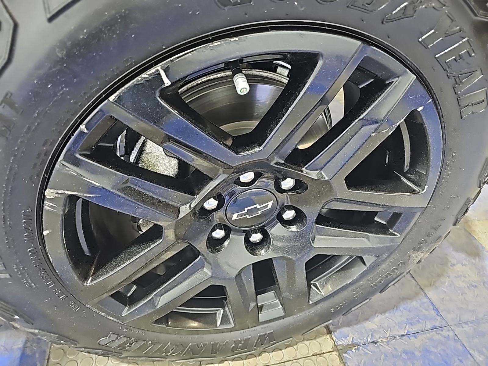 2023 Chevrolet Silverado 1500 Custom Trail Boss AWD