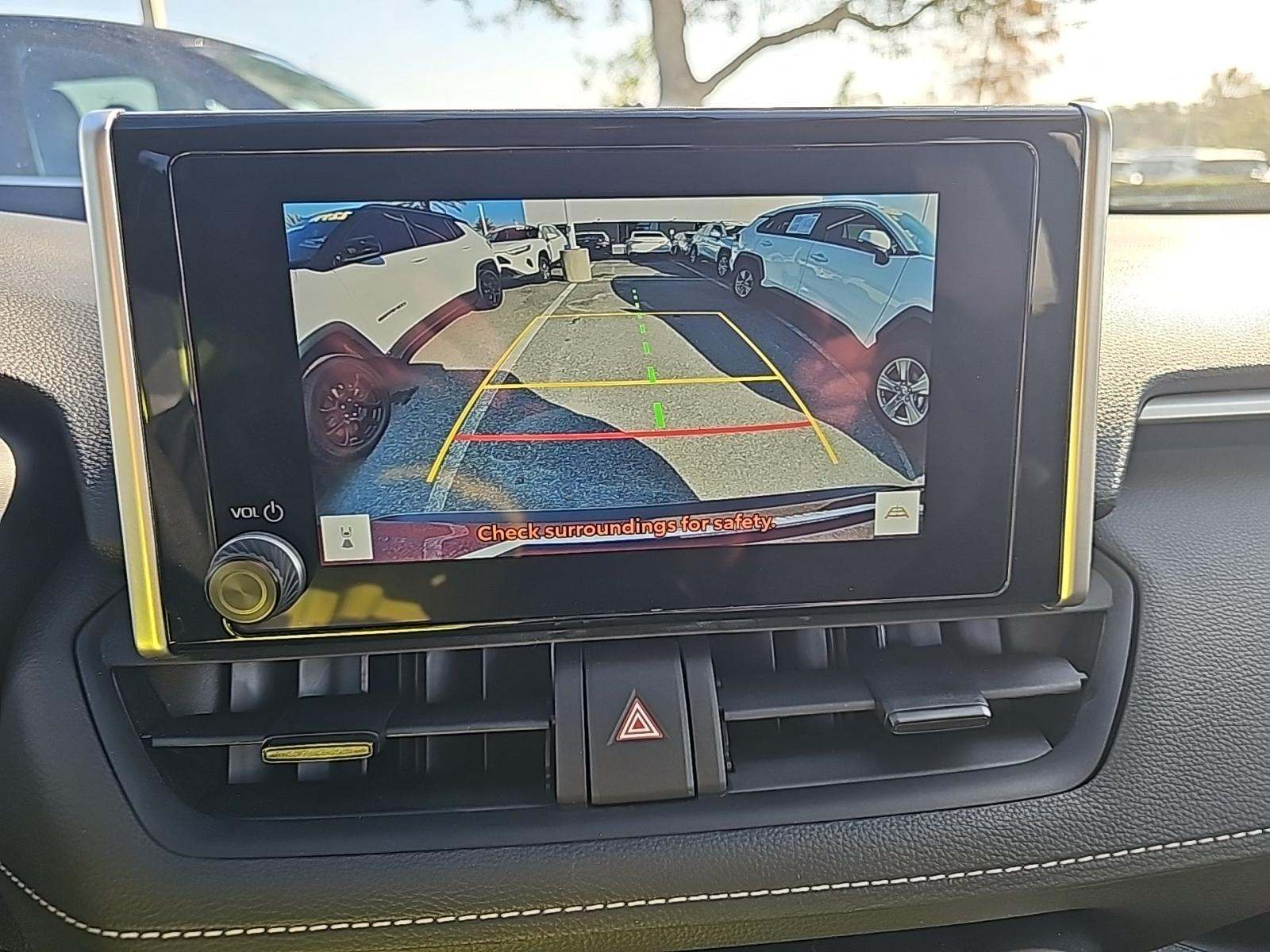 2025 Toyota RAV4 XLE FWD