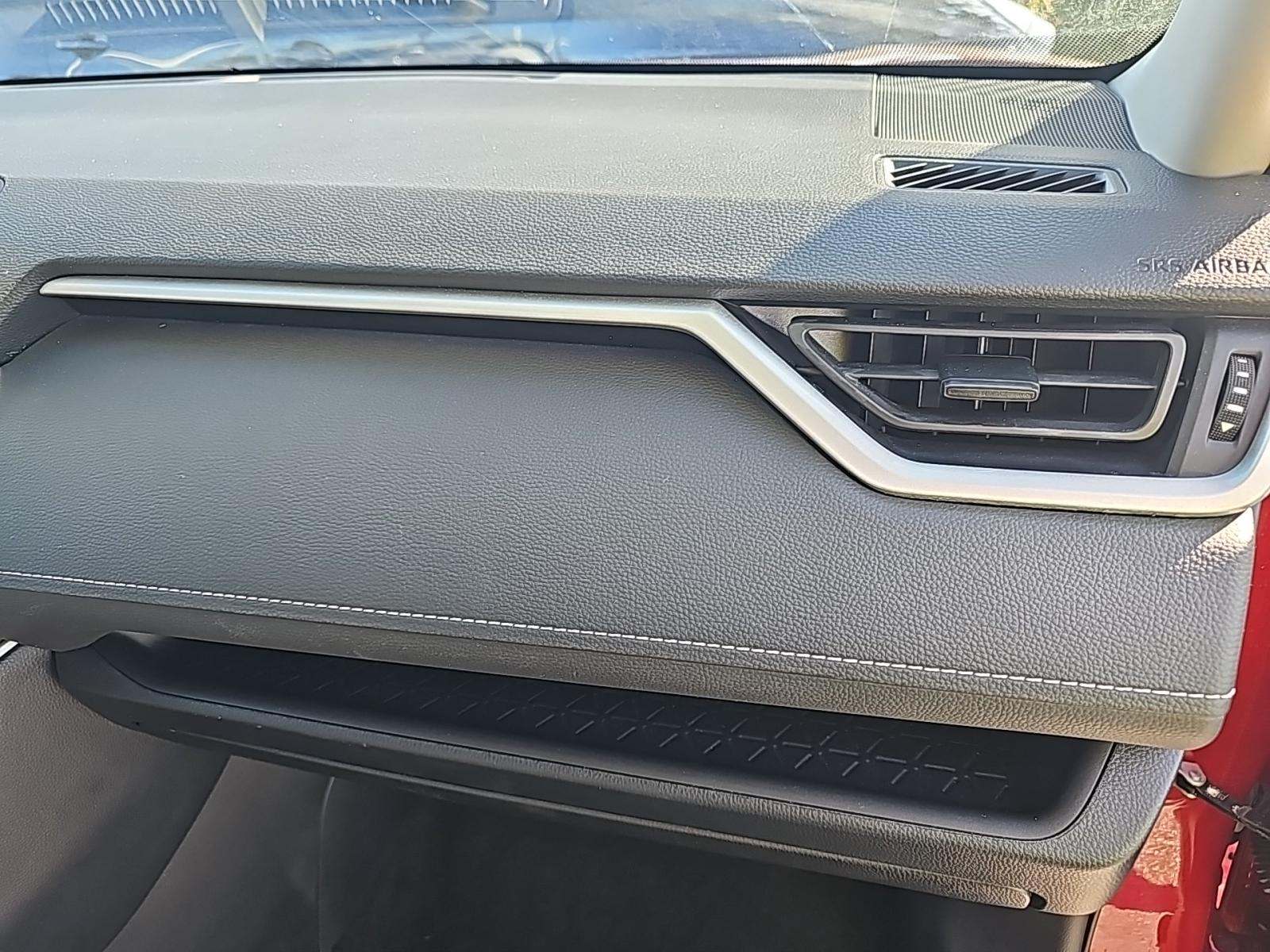 2025 Toyota RAV4 XLE FWD