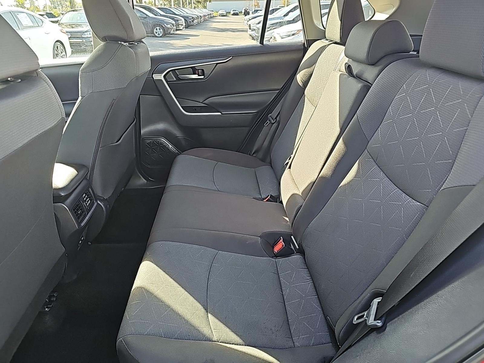 2025 Toyota RAV4 XLE FWD