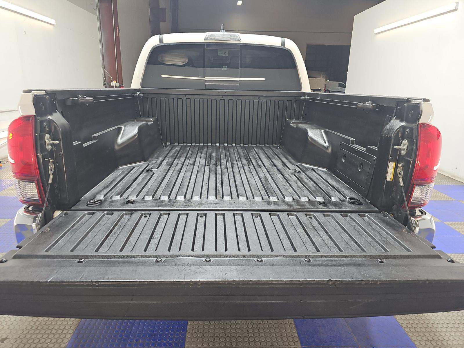 2021 Toyota Tacoma SR5 RWD