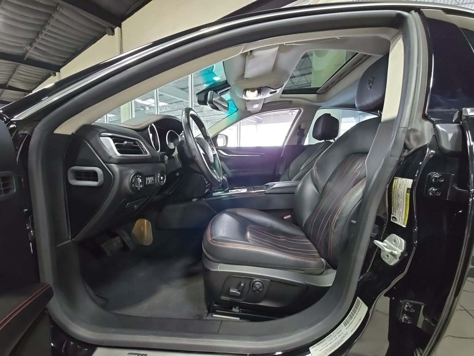 2016 Maserati Ghibli Base RWD