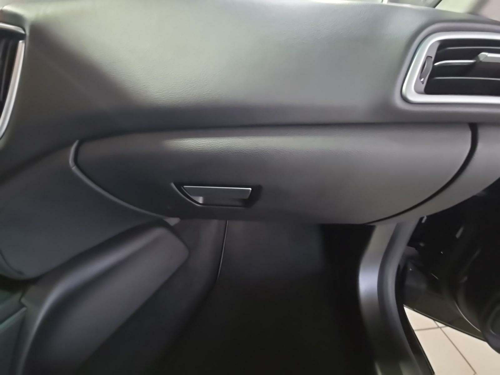 2016 Maserati Ghibli Base RWD