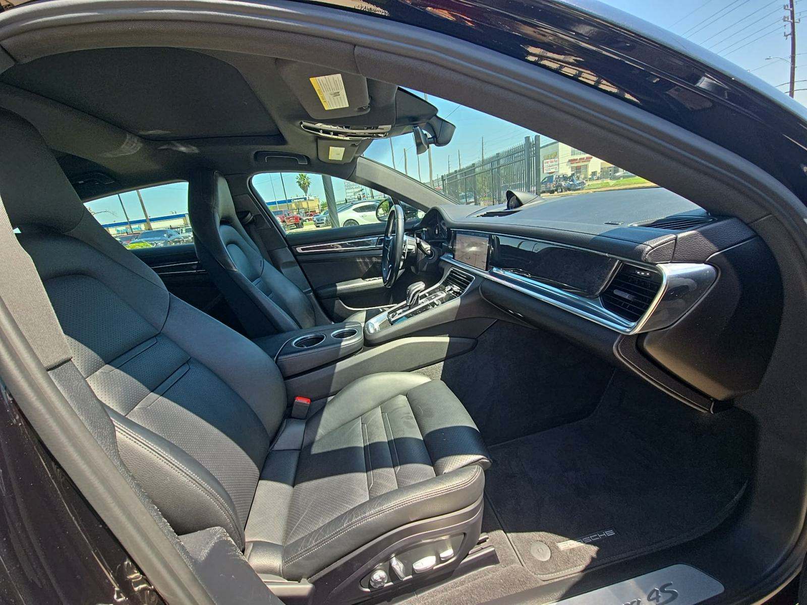 2017 Porsche Panamera 4S AWD