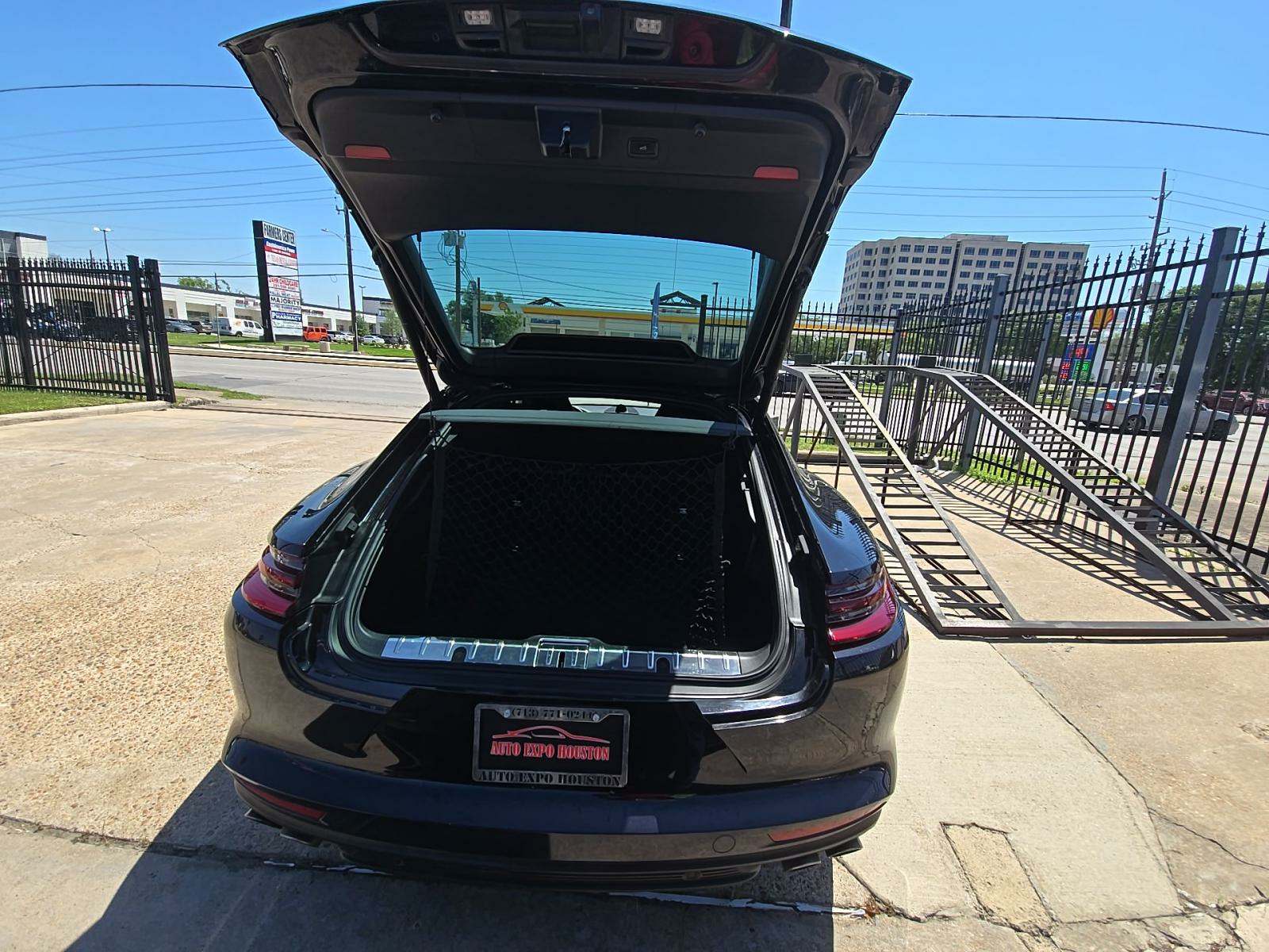 2017 Porsche Panamera 4S AWD