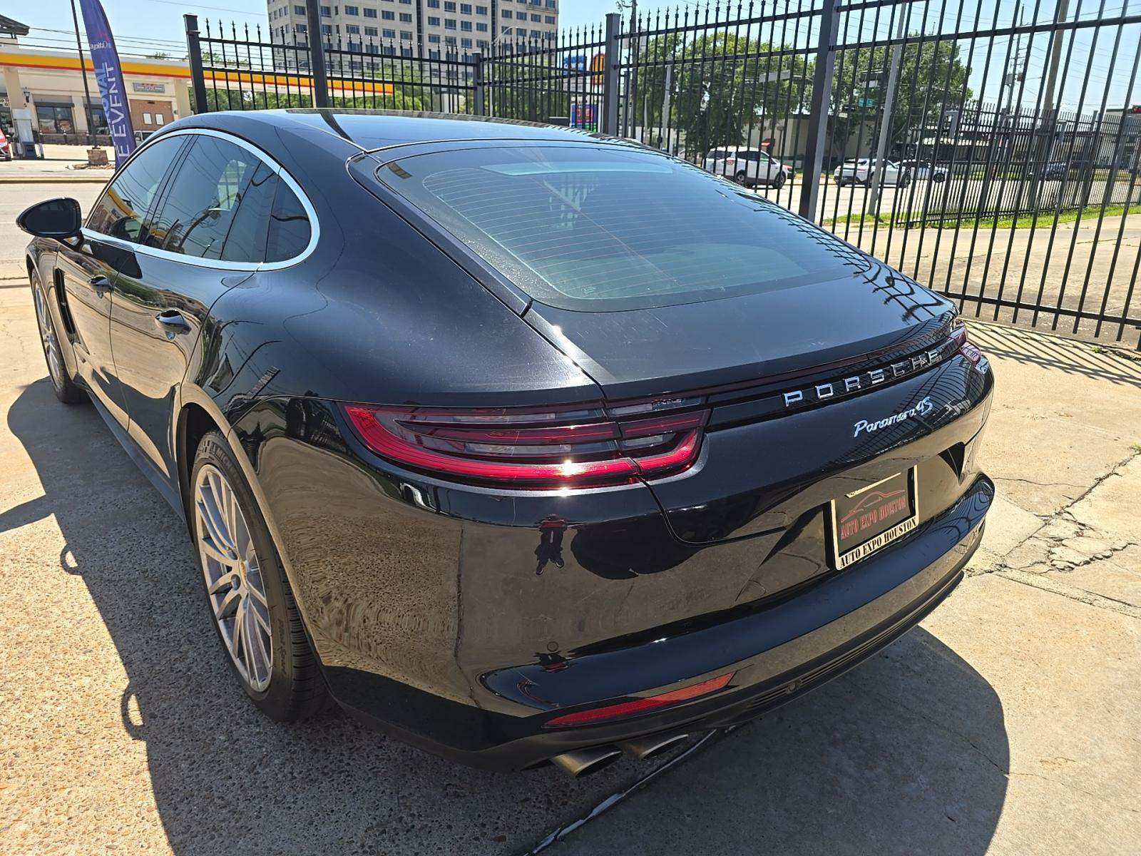 2017 Porsche Panamera 4S AWD