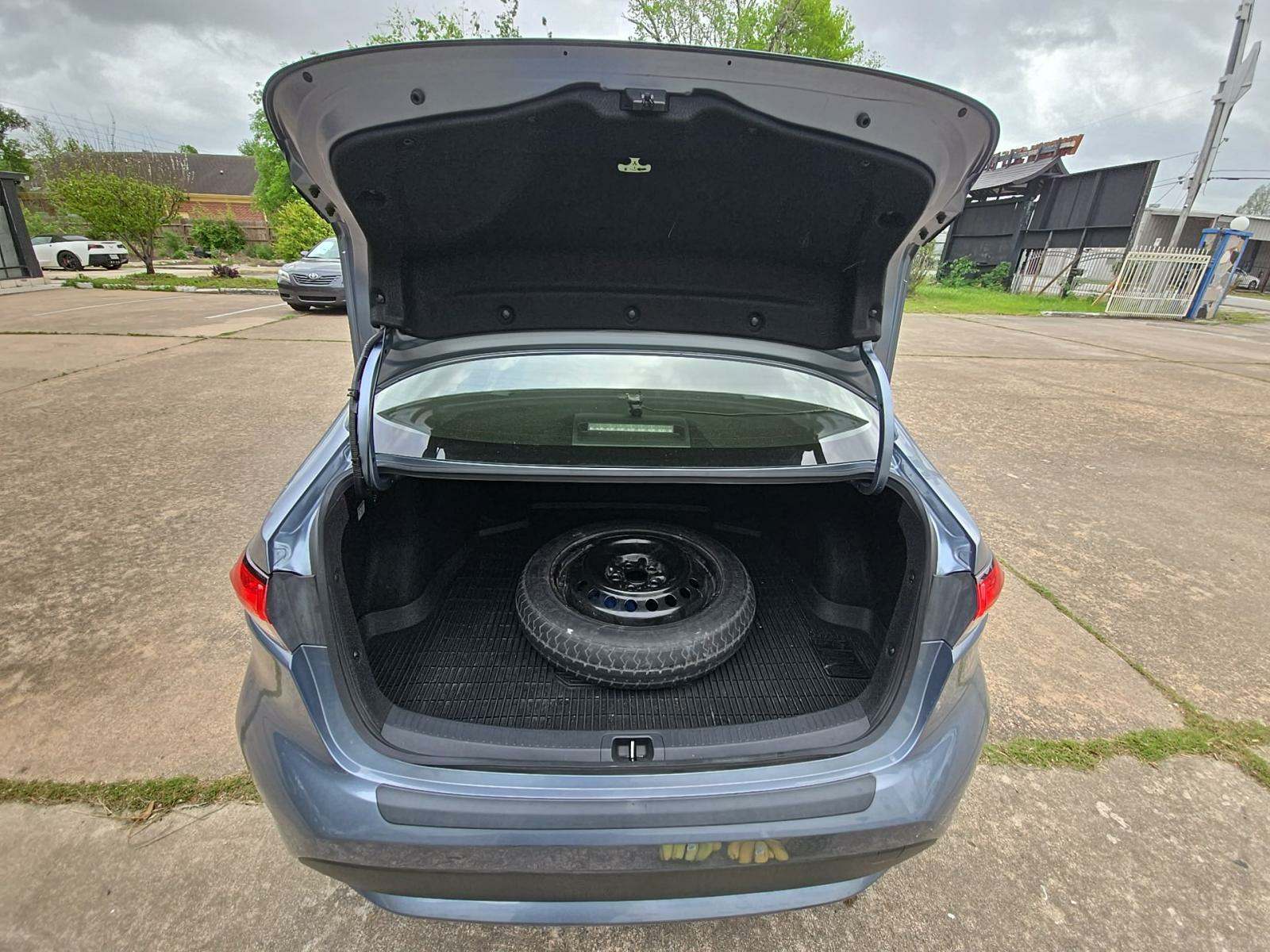 2020 Toyota Corolla Hybrid LE FWD