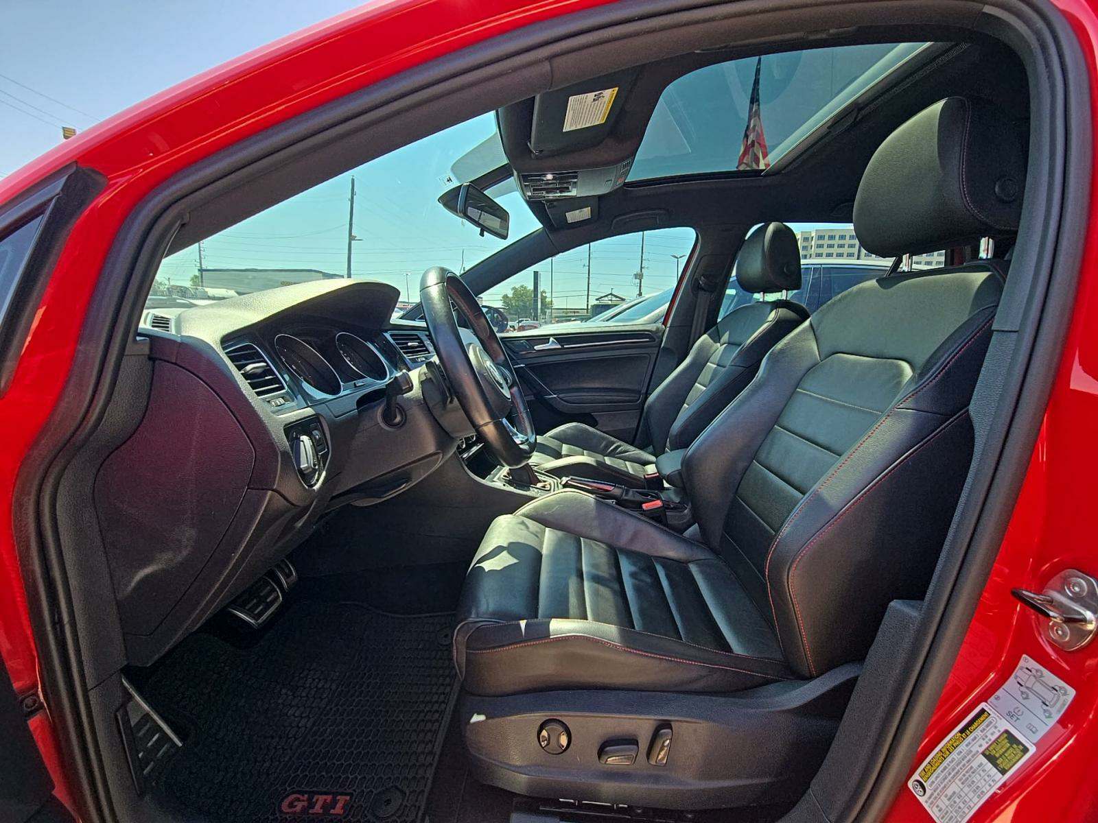 2016 Volkswagen Golf GTI Performance FWD