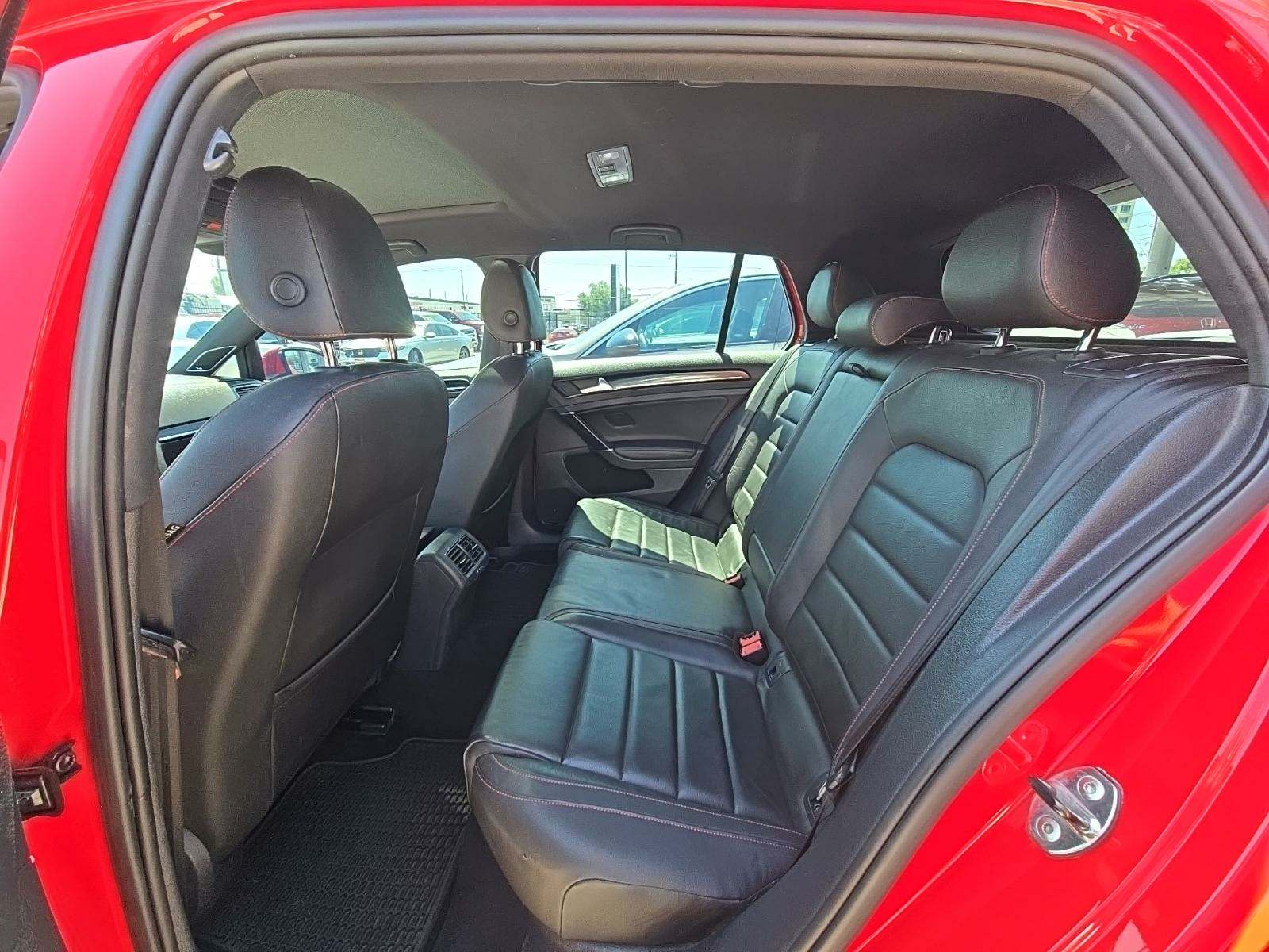 2016 Volkswagen Golf GTI Performance FWD