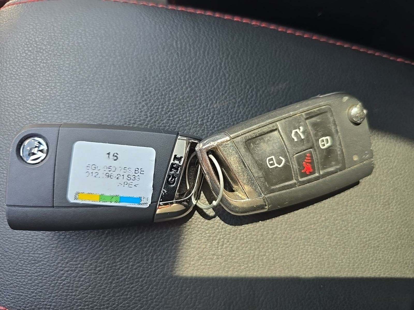 2016 Volkswagen Golf GTI Performance FWD