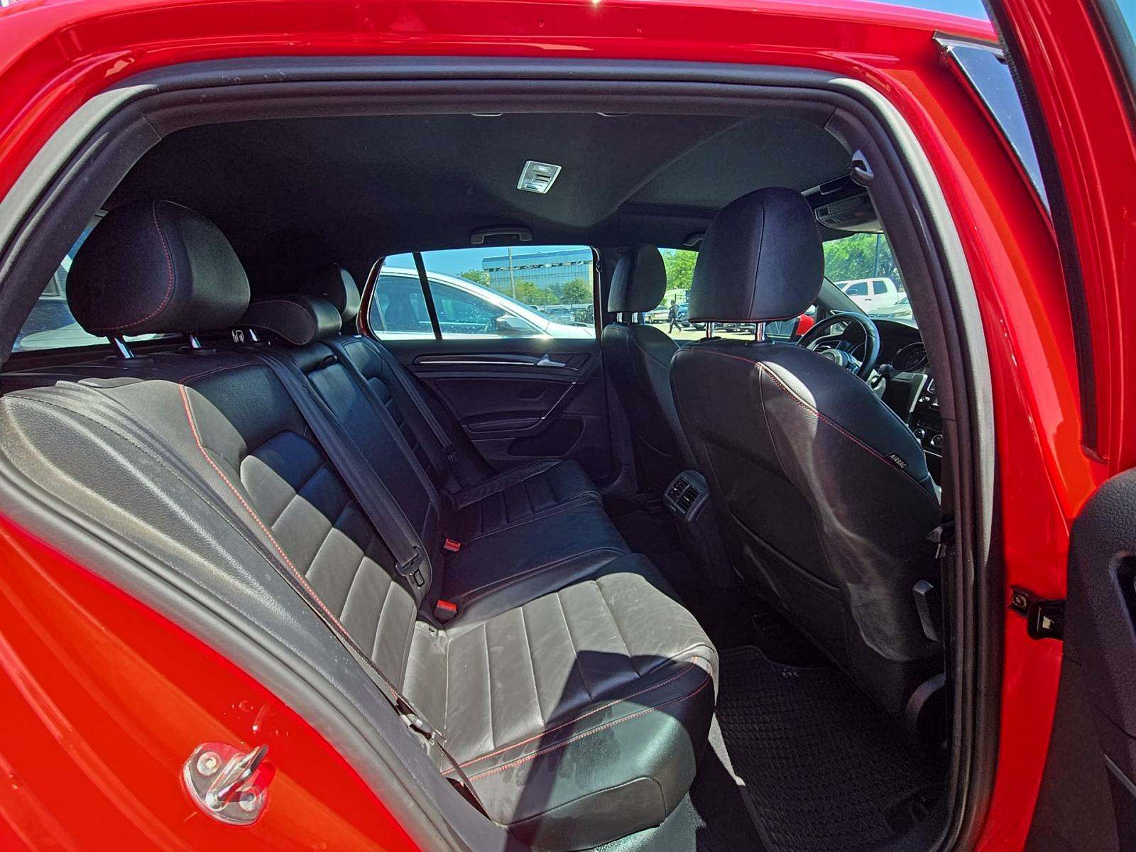 2016 Volkswagen Golf GTI Performance FWD