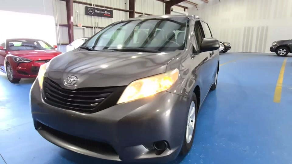 2014 Toyota Sienna L FWD