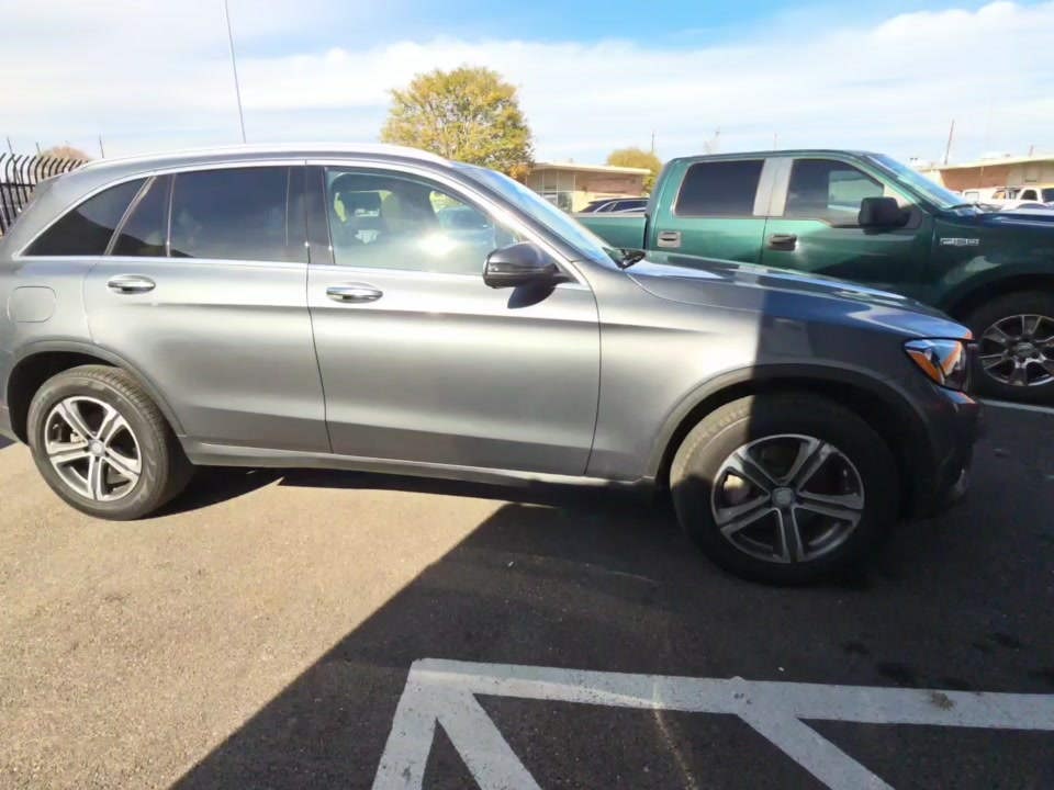 2017 Mercedes-Benz GLC 300 4MATIC