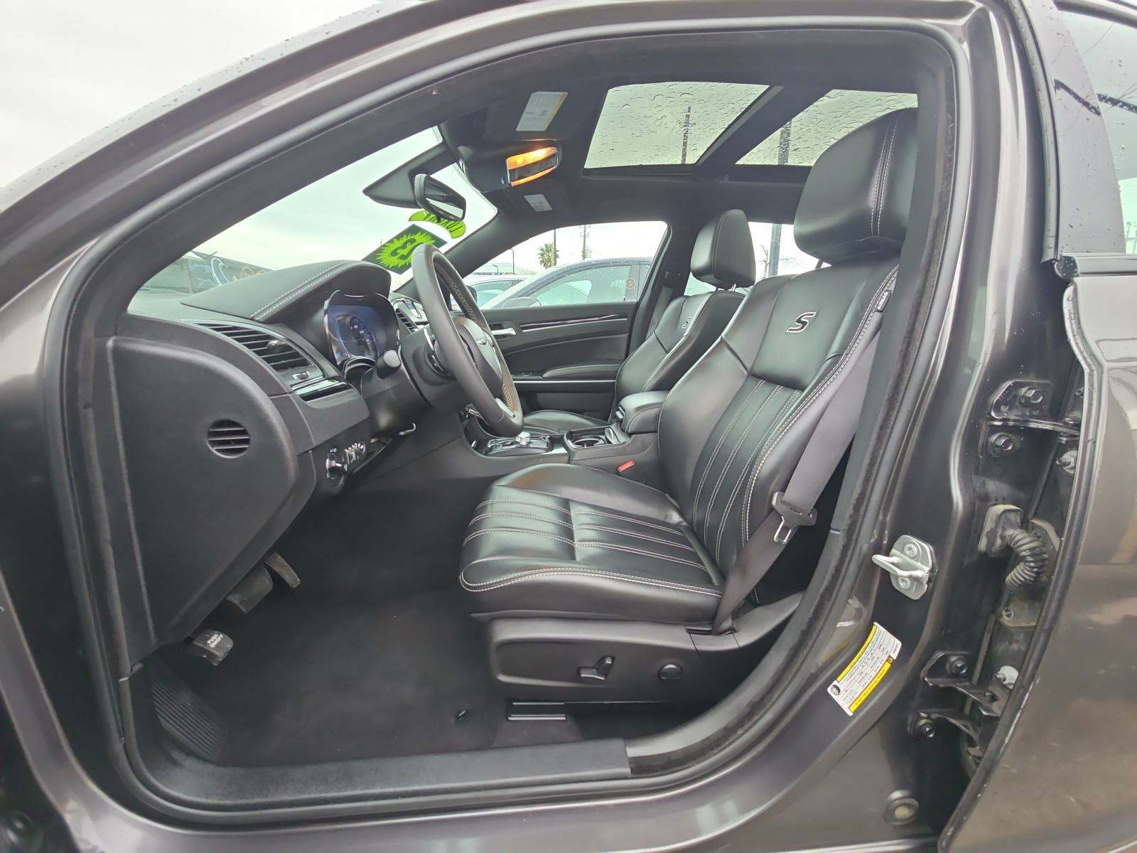 2023 Chrysler 300 300S RWD