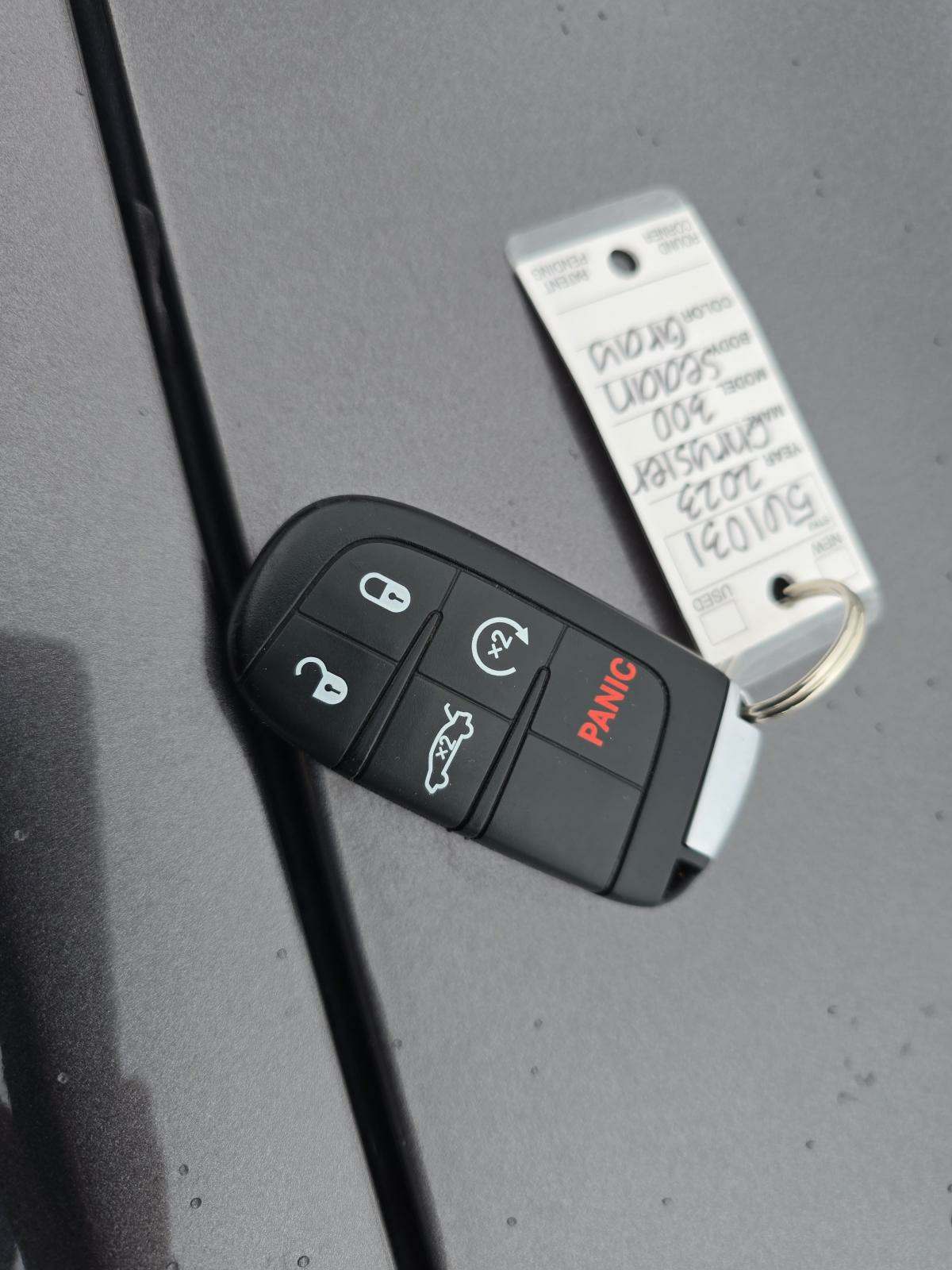 2023 Chrysler 300 300S RWD