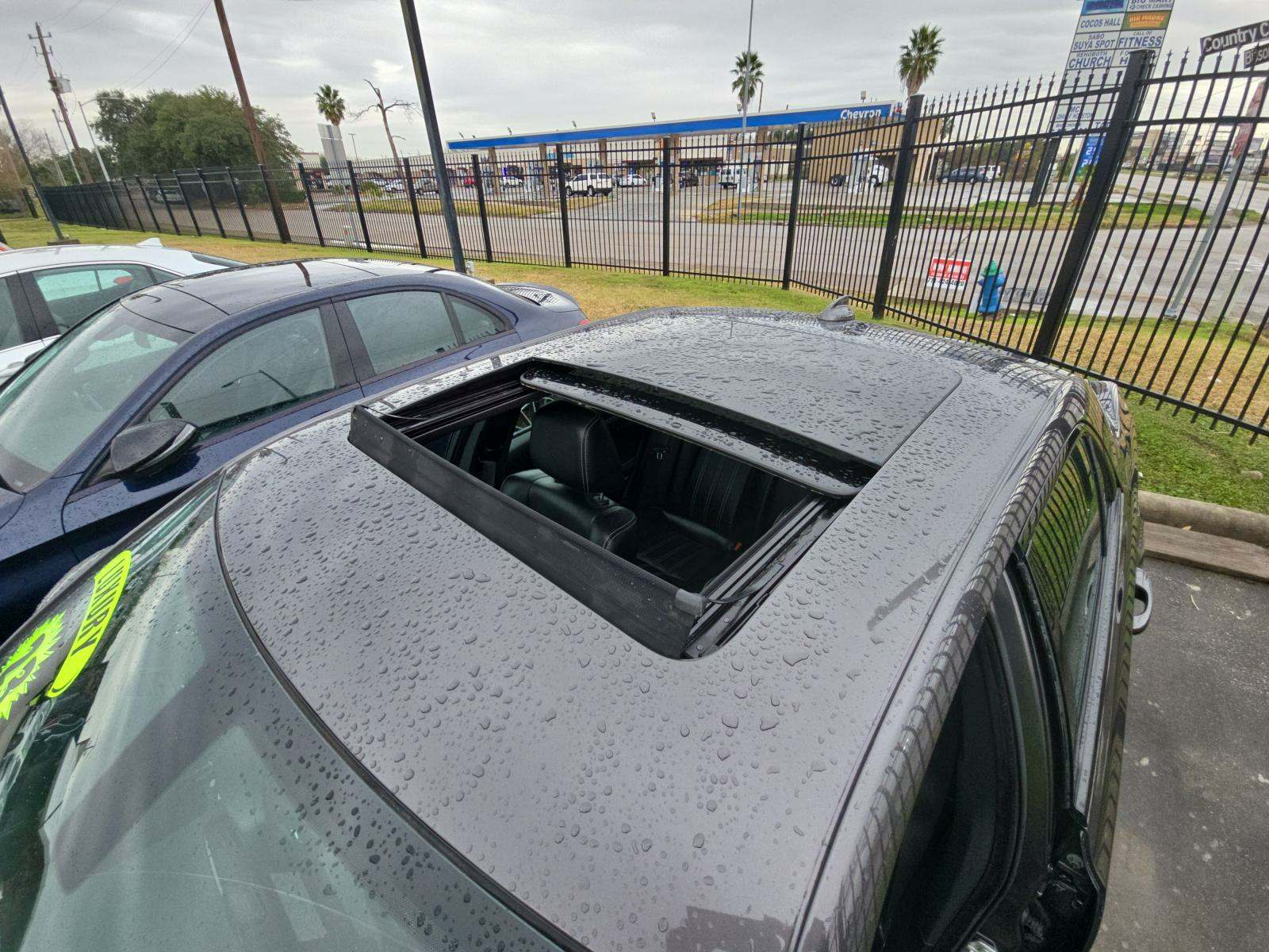 2023 Chrysler 300 300S RWD