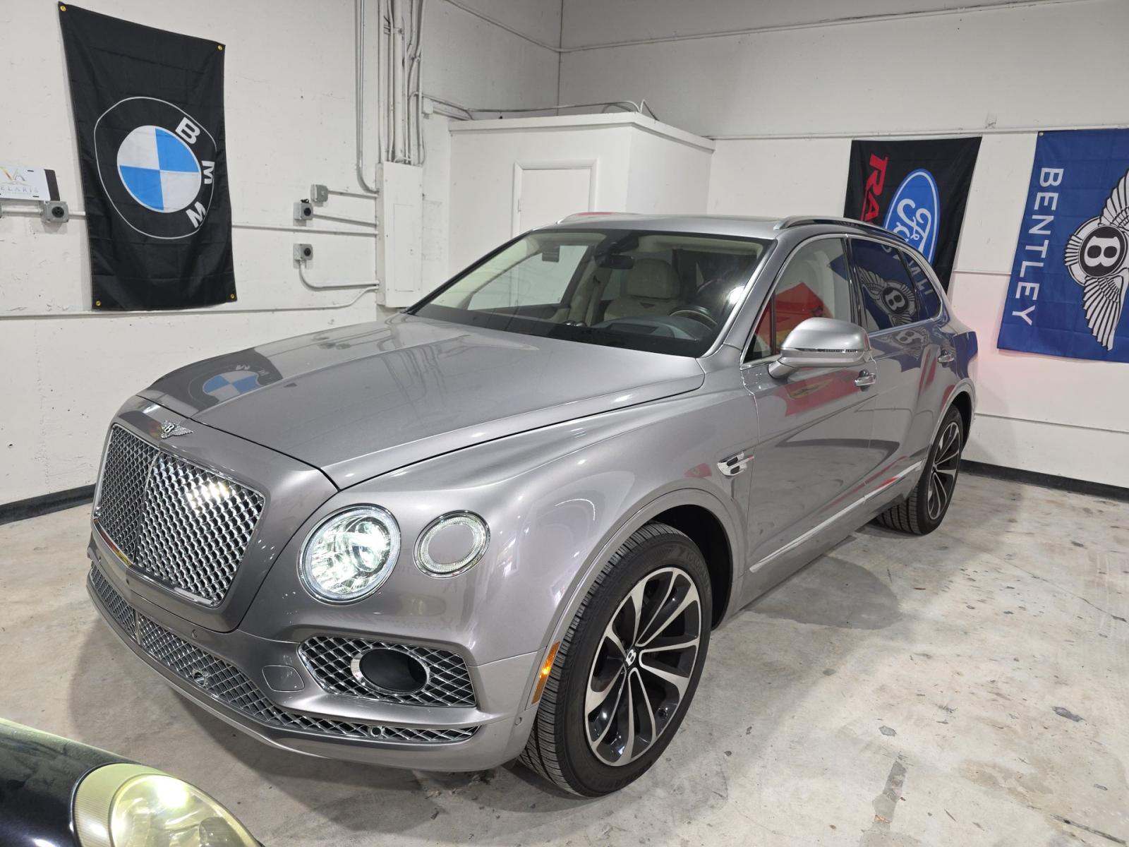 2018 Bentley Bentayga W12 Signature AWD