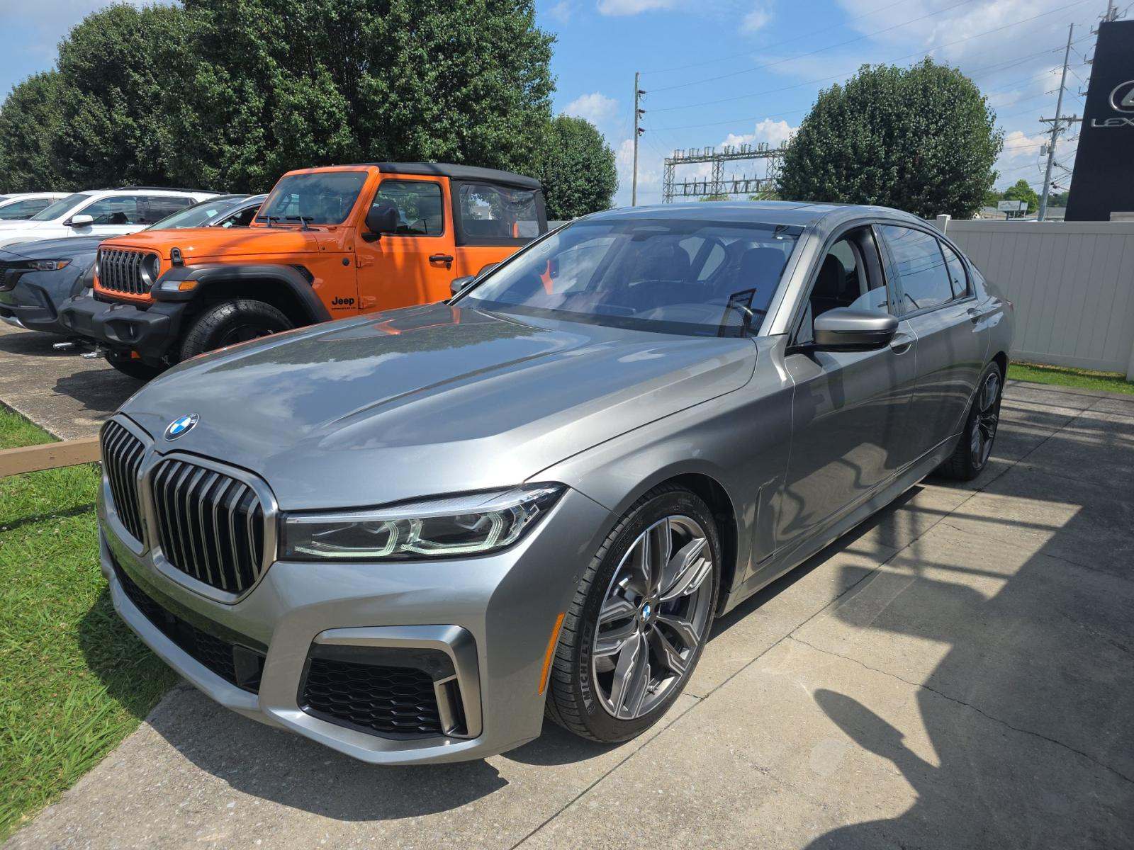 2022 BMW 7 Series M760i xDrive AWD
