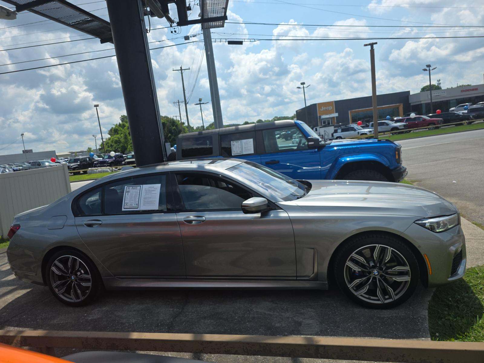 2022 BMW 7 Series M760i xDrive AWD