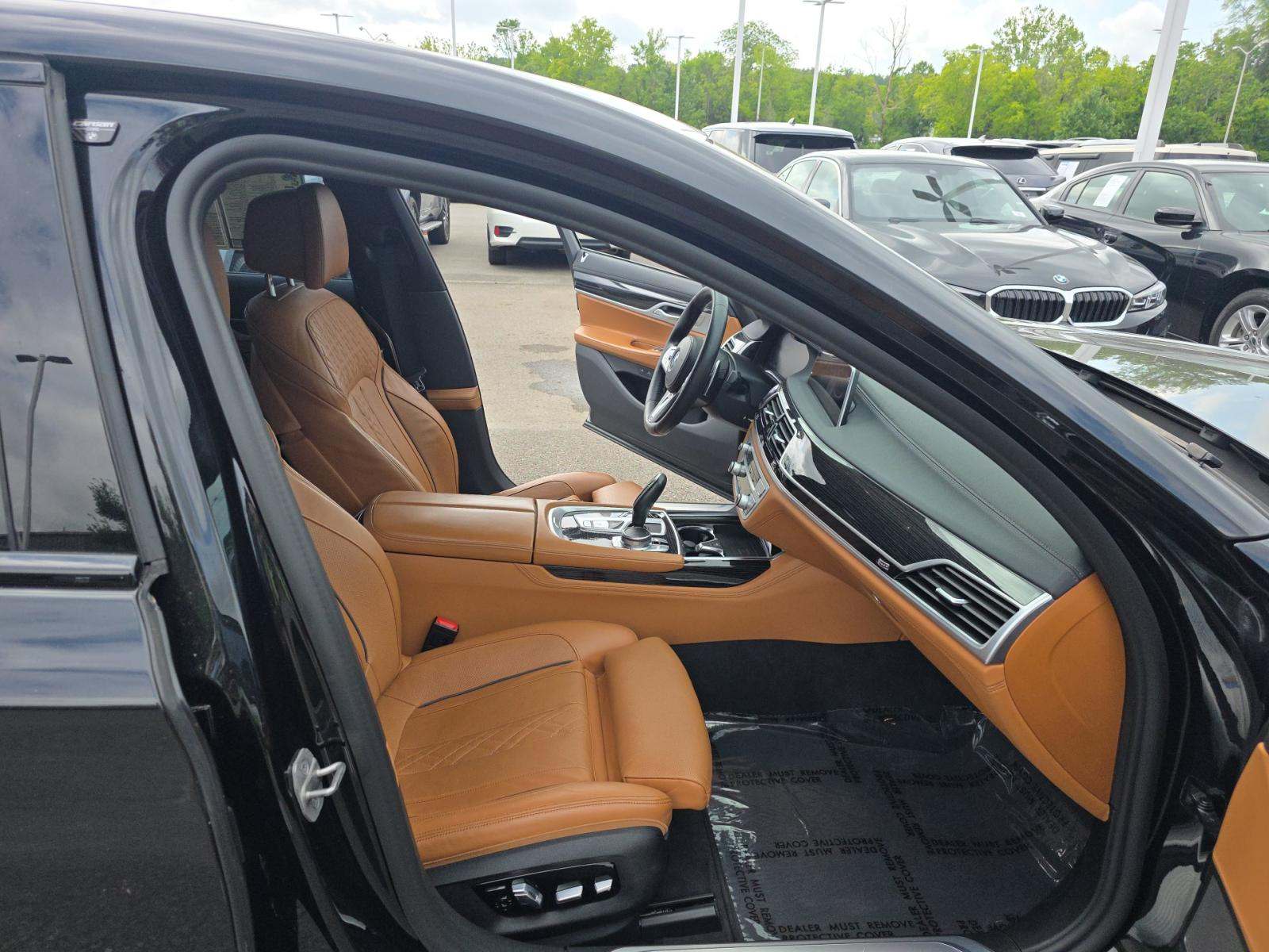 2022 BMW 7 Series 750i xDrive AWD