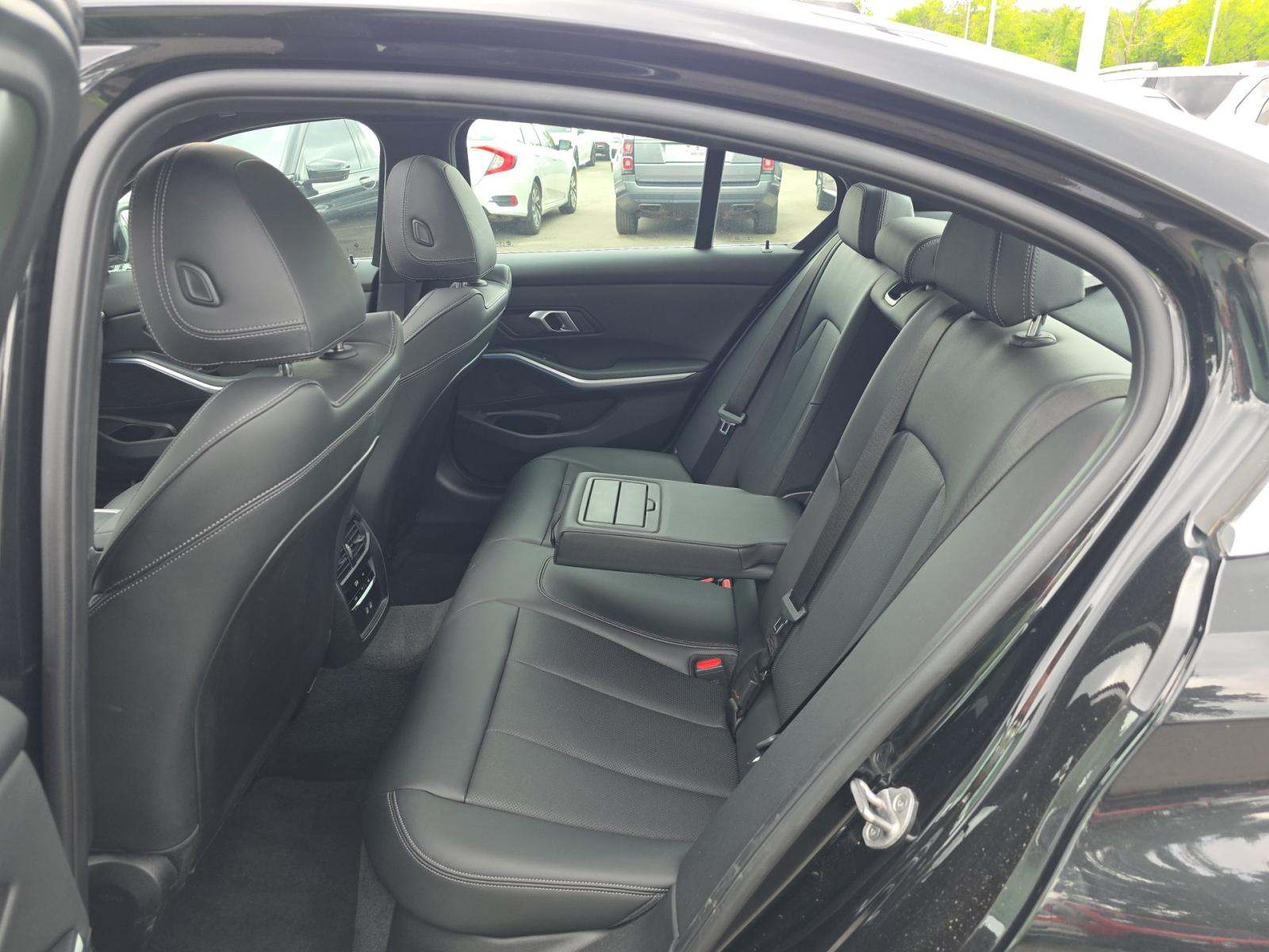 2025 BMW 3 Series 330i xDrive AWD