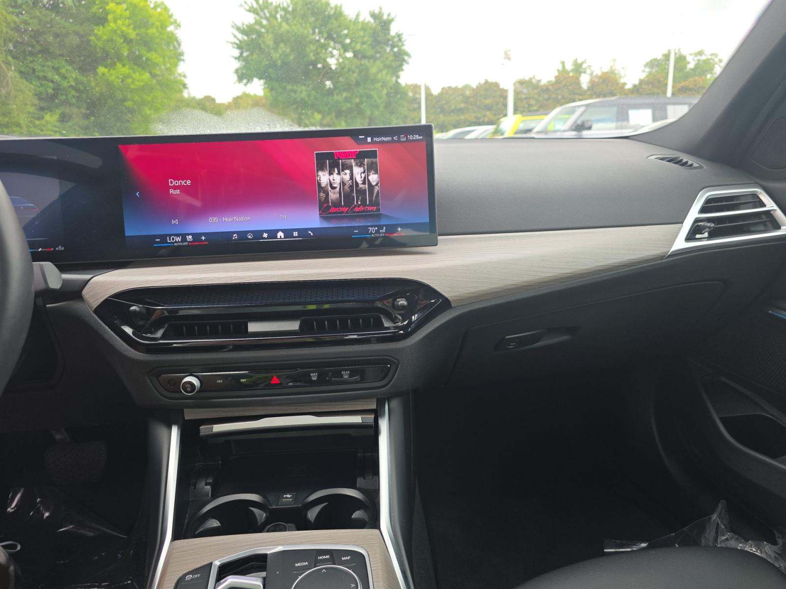 2025 BMW 3 Series 330i xDrive AWD