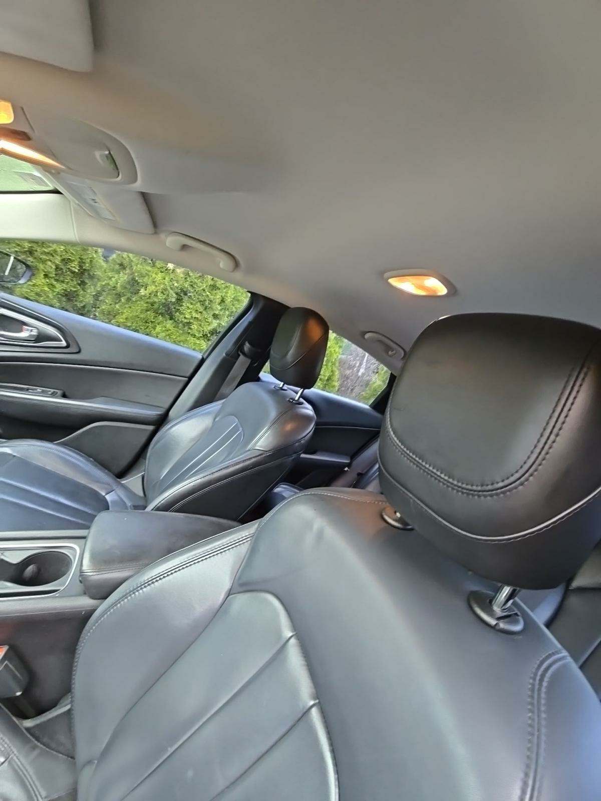 2017 Chrysler 200 Limited Platinum FWD