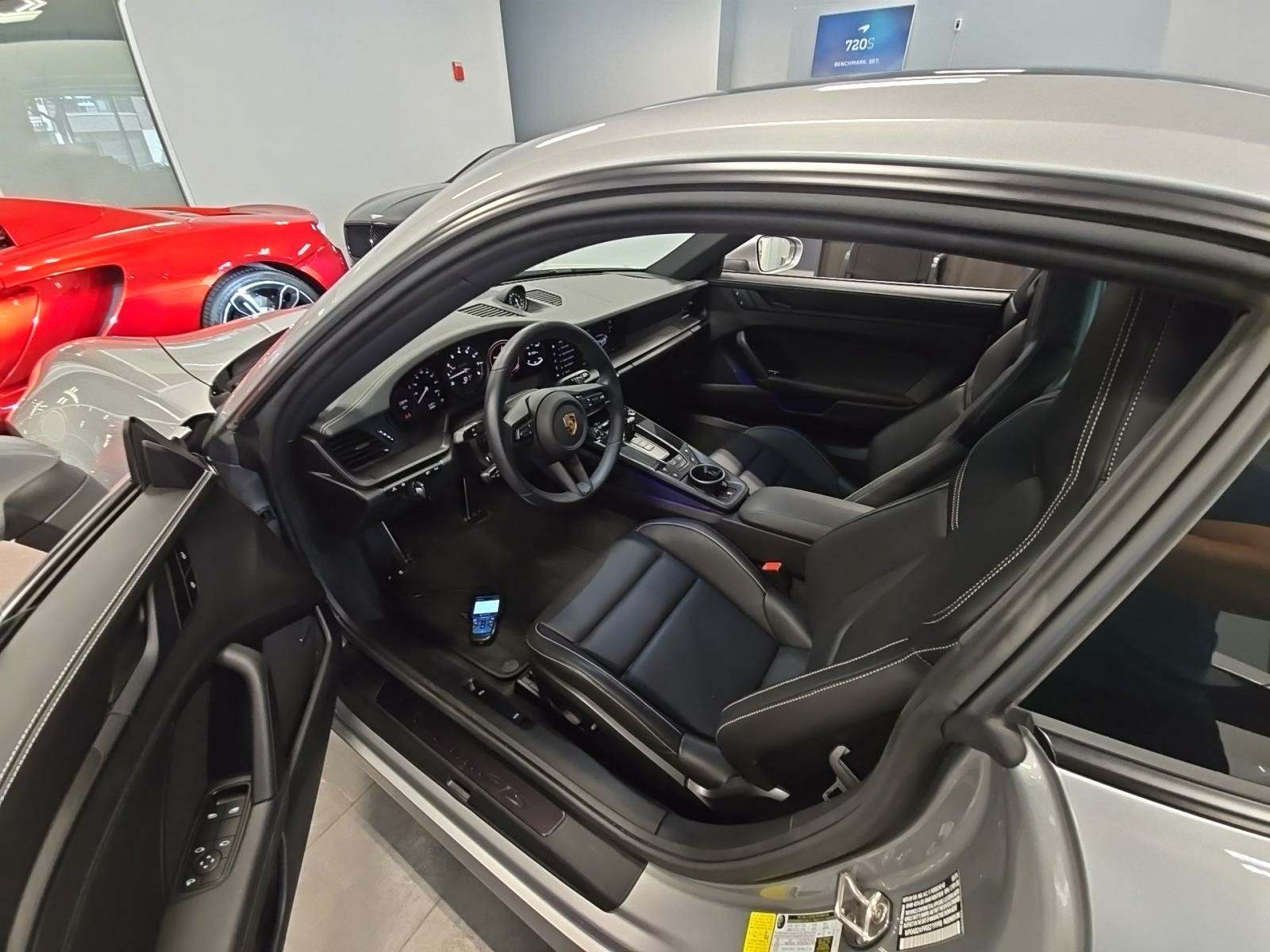 2024 Porsche 911 Carrera GTS RWD
