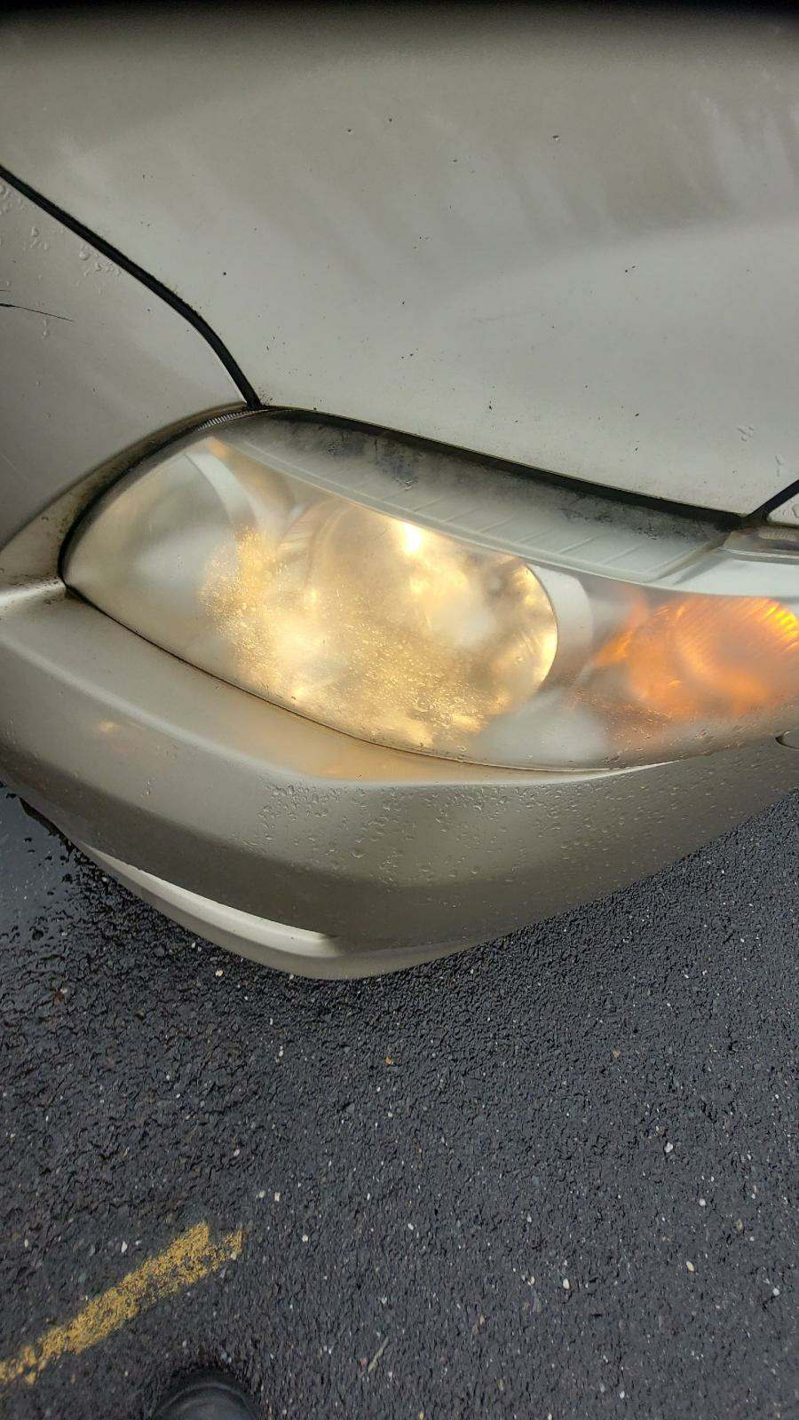 2010 Toyota Corolla LE FWD