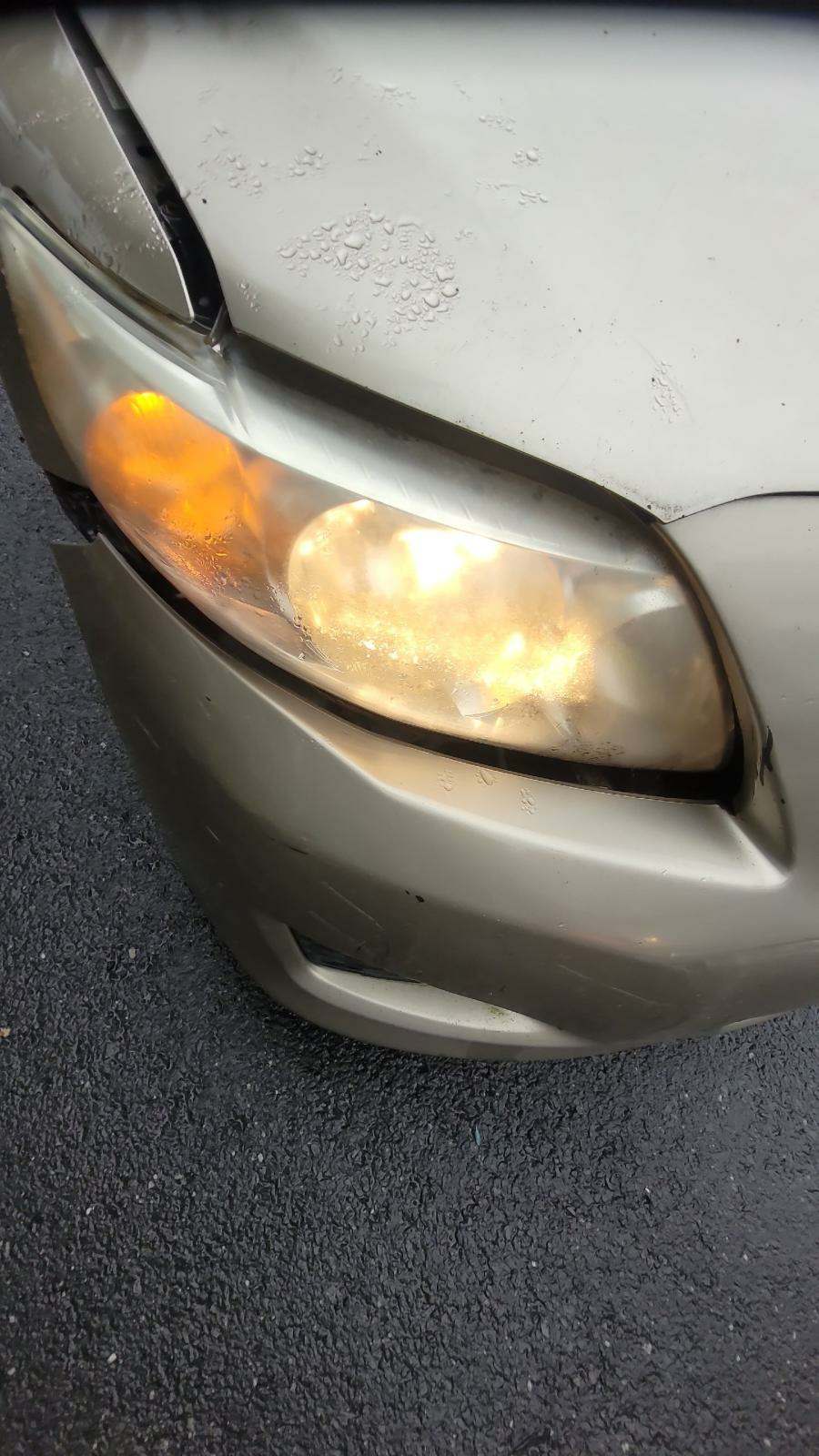 2010 Toyota Corolla LE FWD