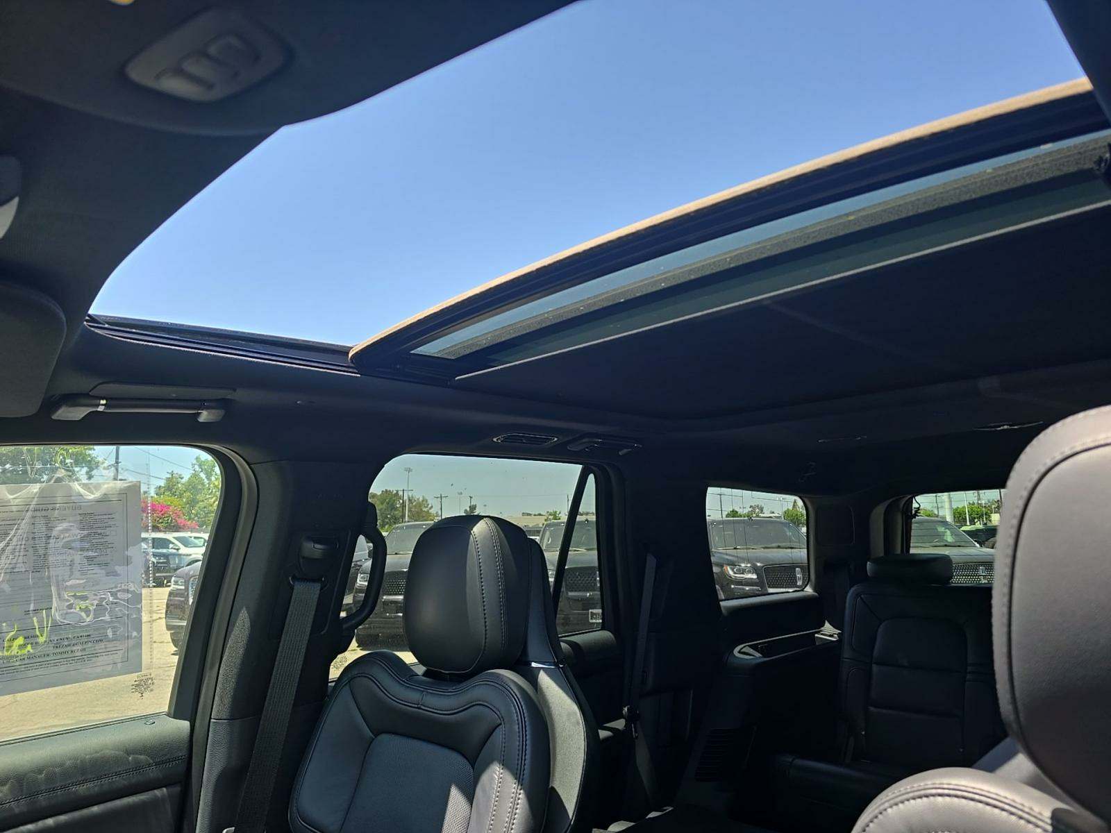 2024 Lincoln Navigator Reserve AWD