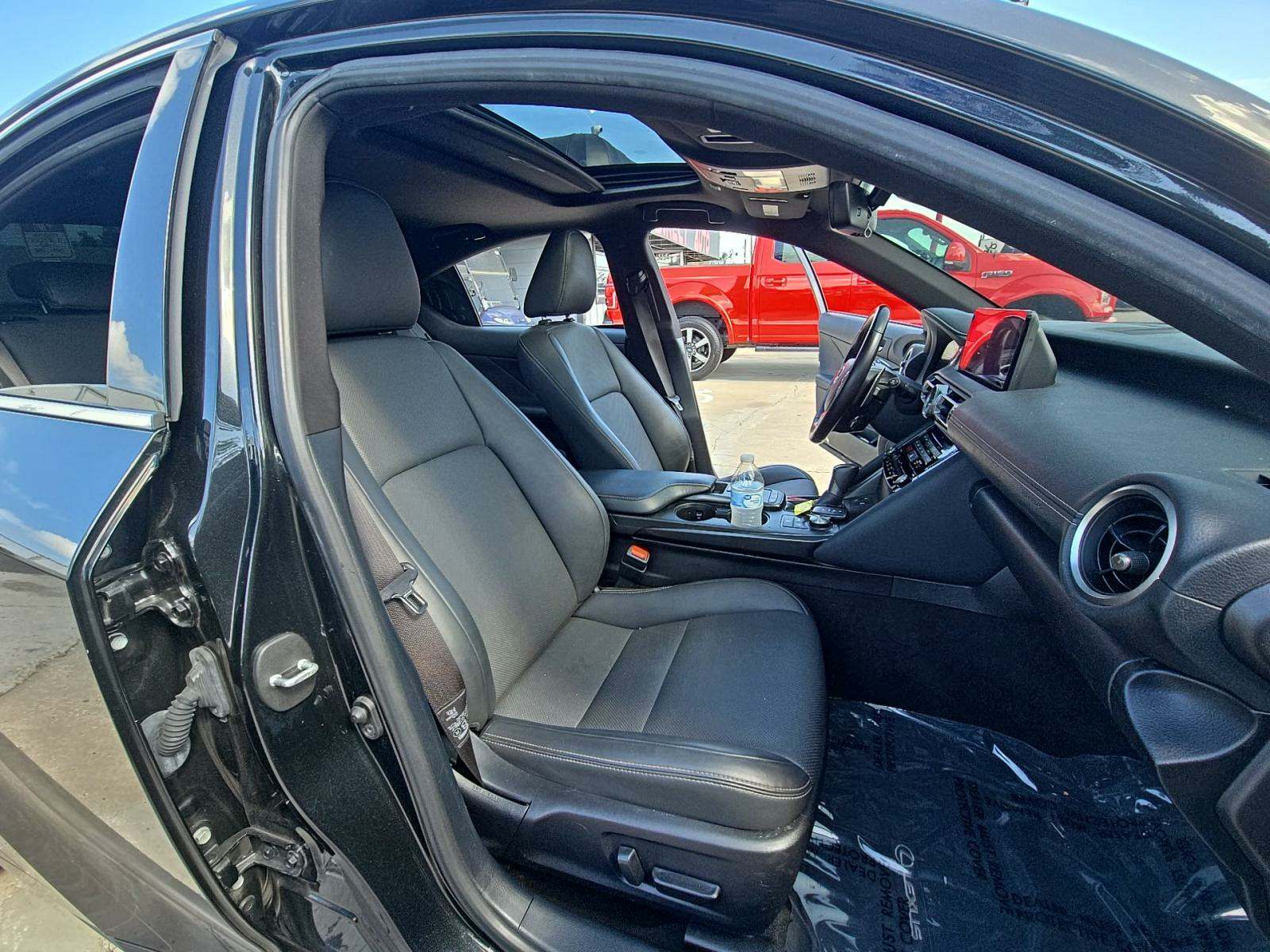 2021 Lexus IS IS 300 RWD