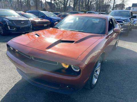 2021 Dodge Challenger SXT RWD