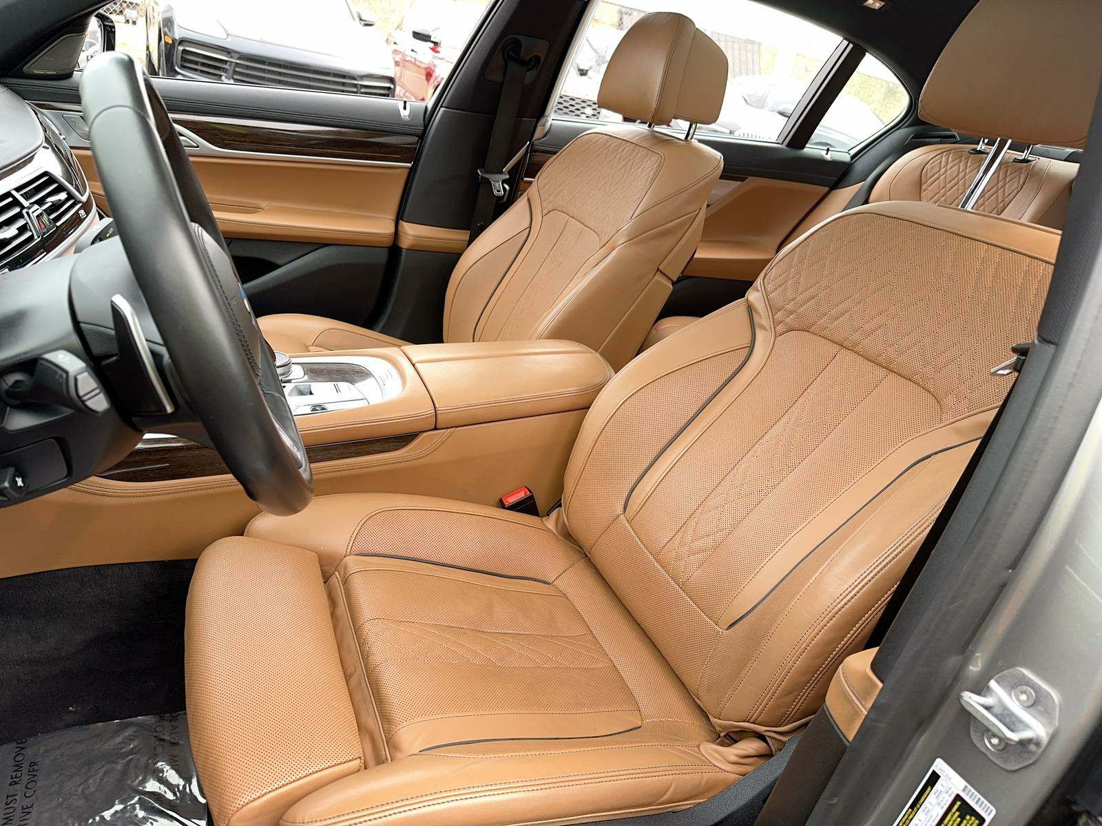 2020 BMW 7 Series 740i M SPORT LINE RWD